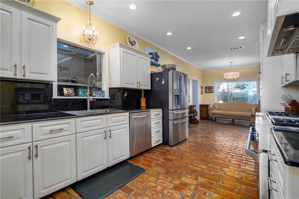 Listing 77