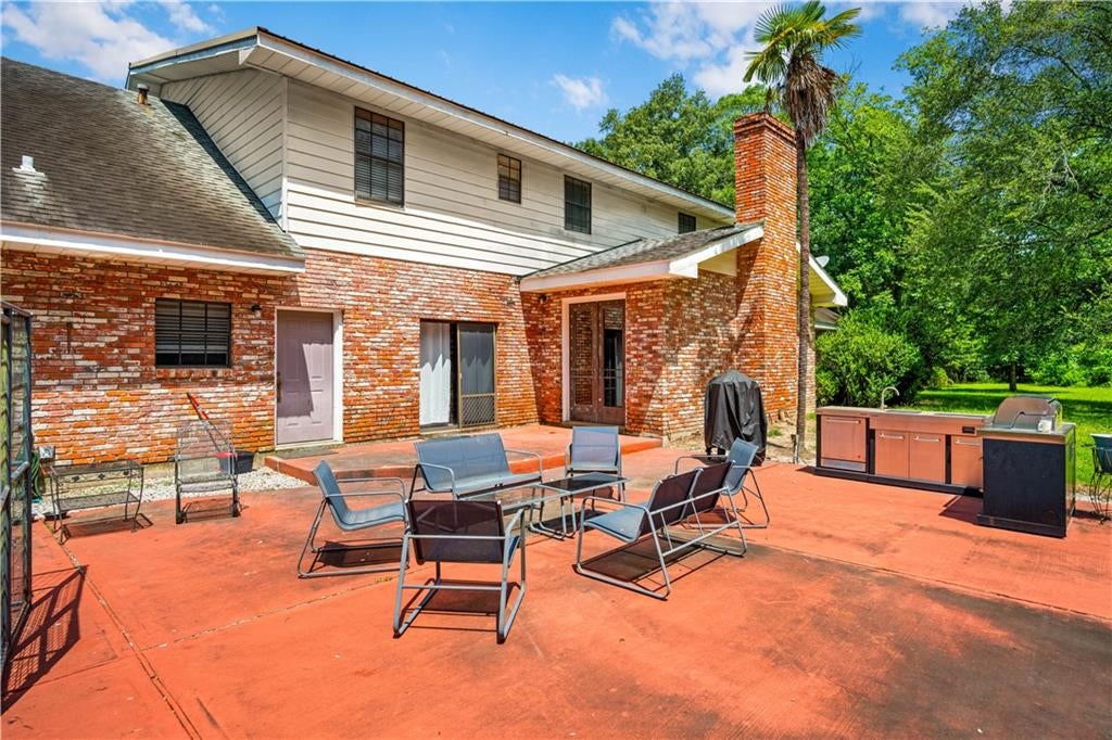 Listing 4
