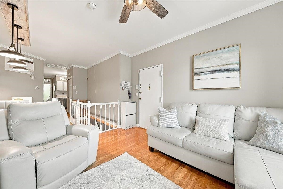 963 BLVD EAST 1-4