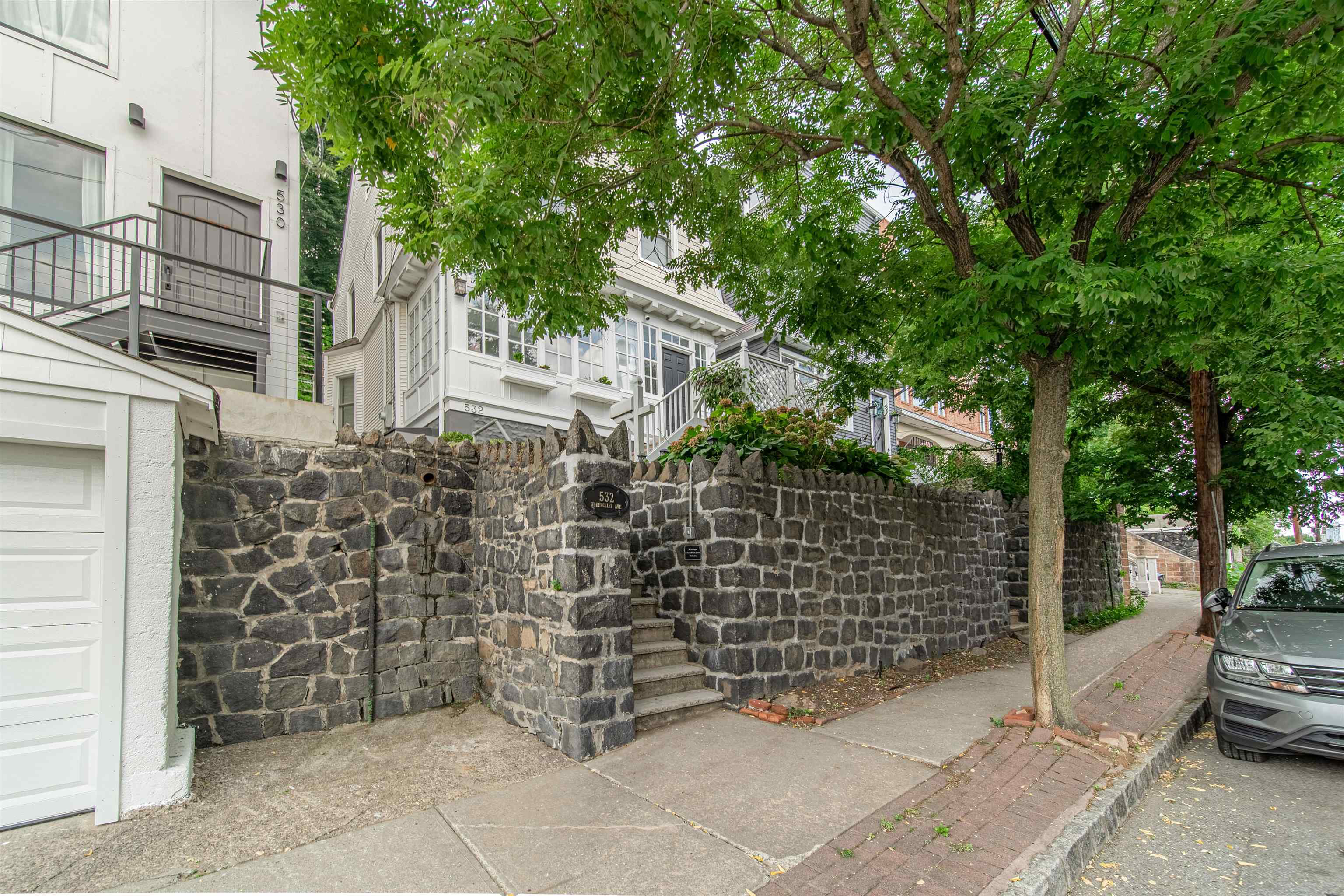 532 Undercliff Ave, Edgewater, New Jersey image 44