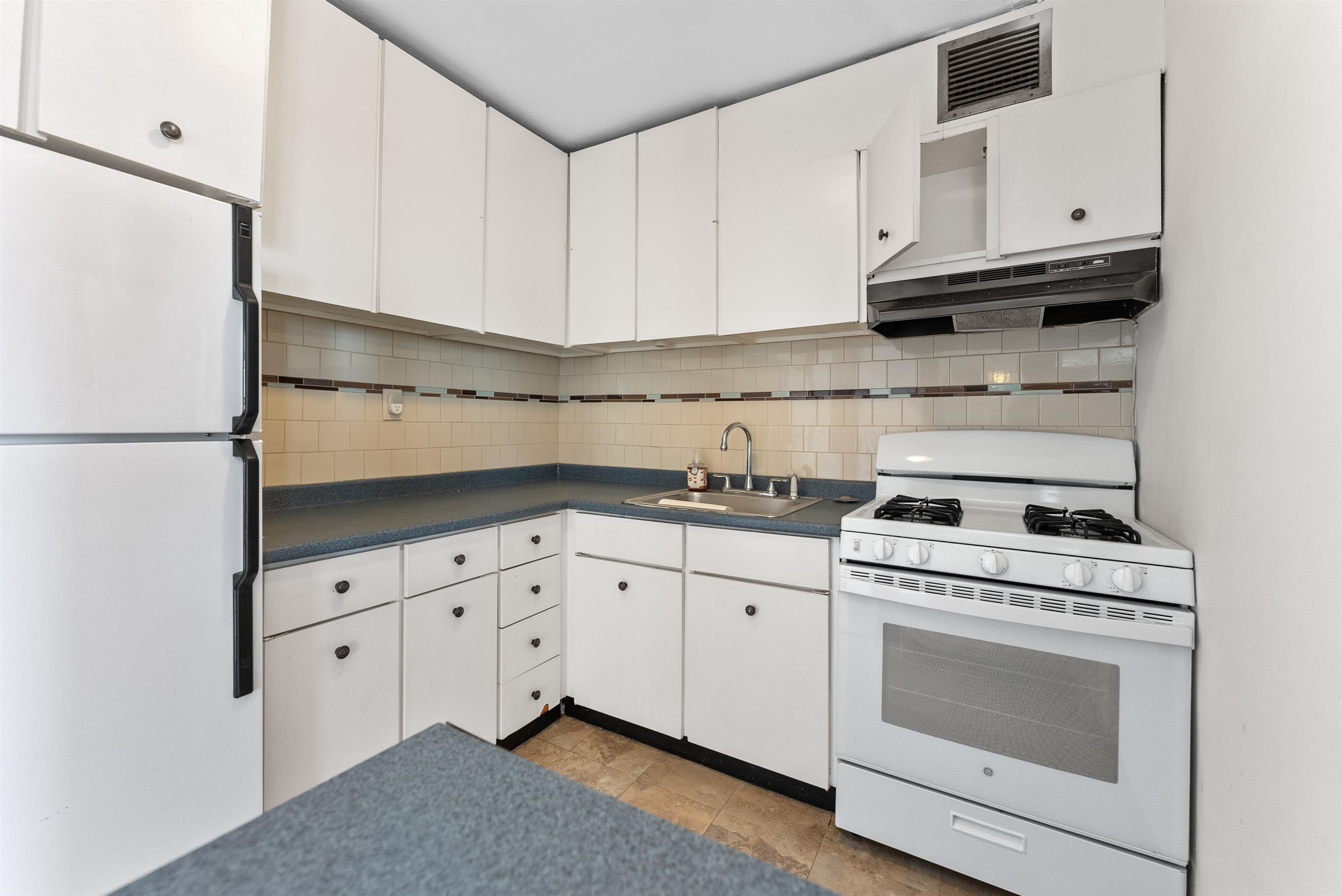 7100 Boulevard #14M, Guttenberg, New Jersey image 8