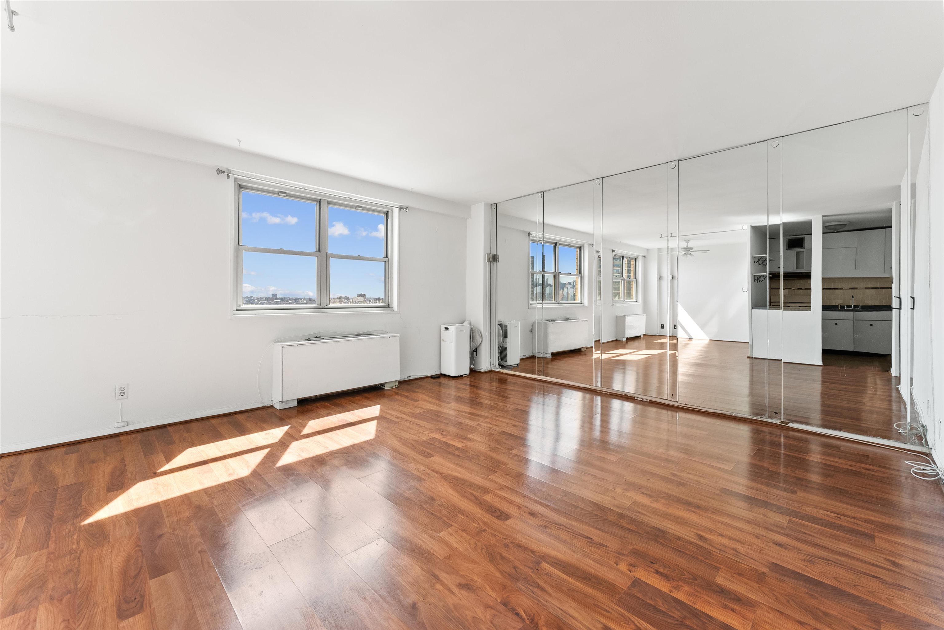 7100 Boulevard #14M, Guttenberg, New Jersey image 3