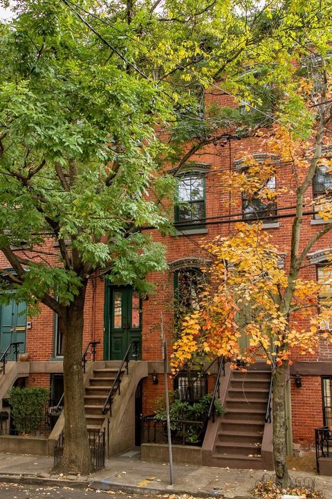 Homes For Sale - 329 8th St<br/> Hudson County, Jersey City, NJ 07302