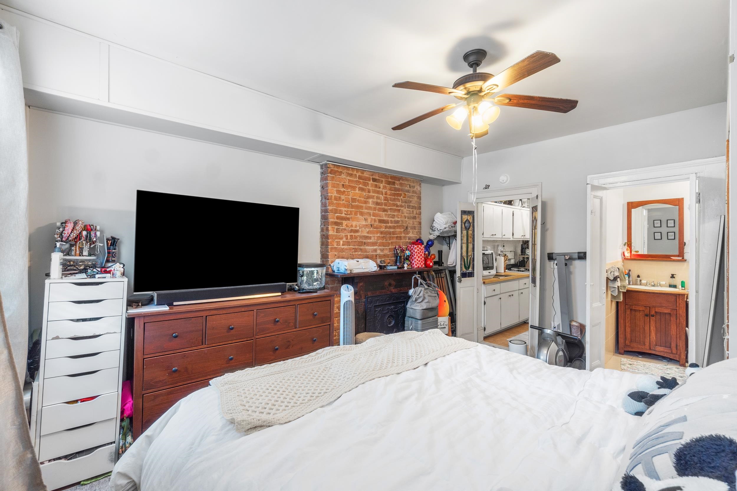 924 Willow Ave #2, Hoboken, New Jersey image 15