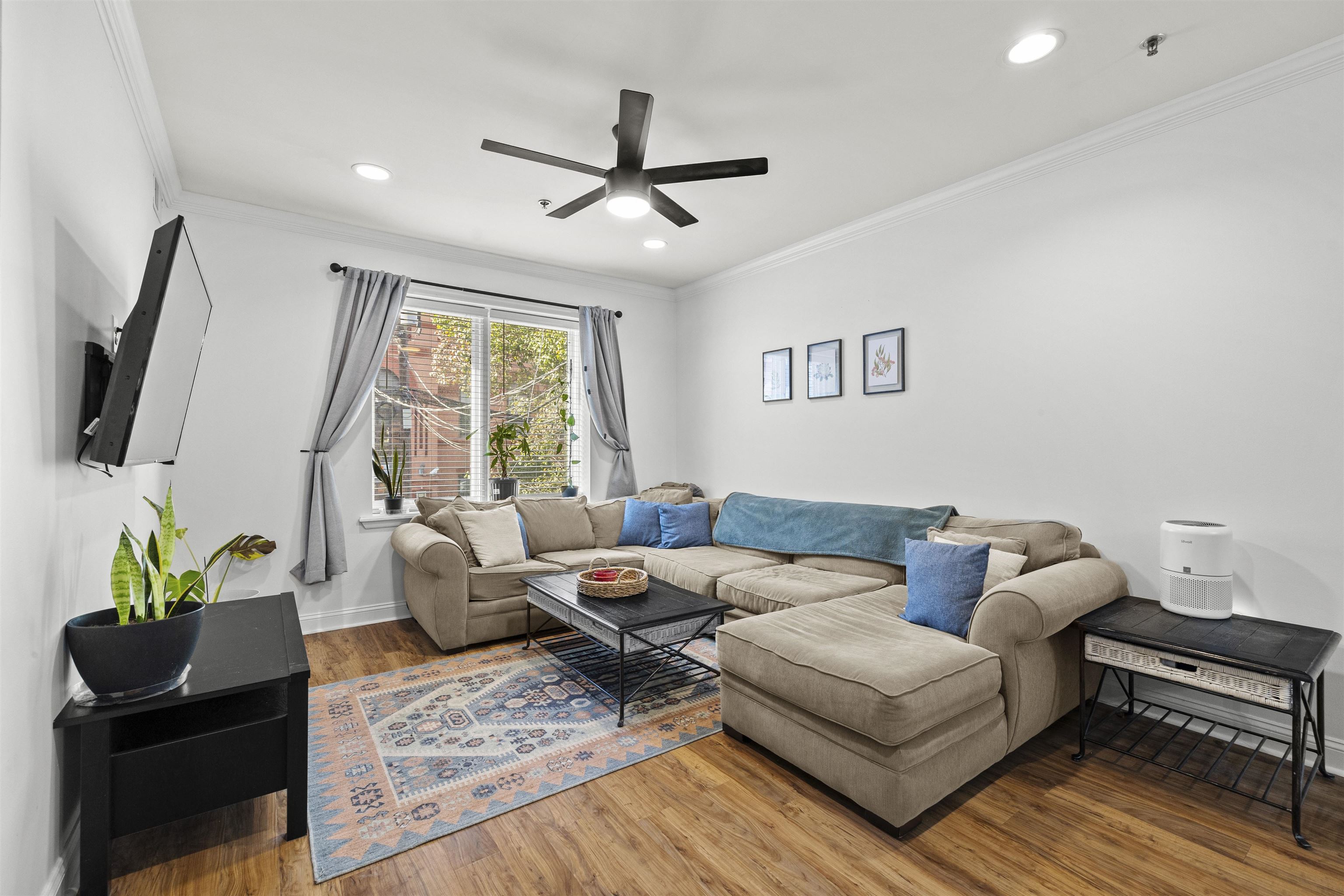 127 Clinton St #1, Hoboken, New Jersey image 3