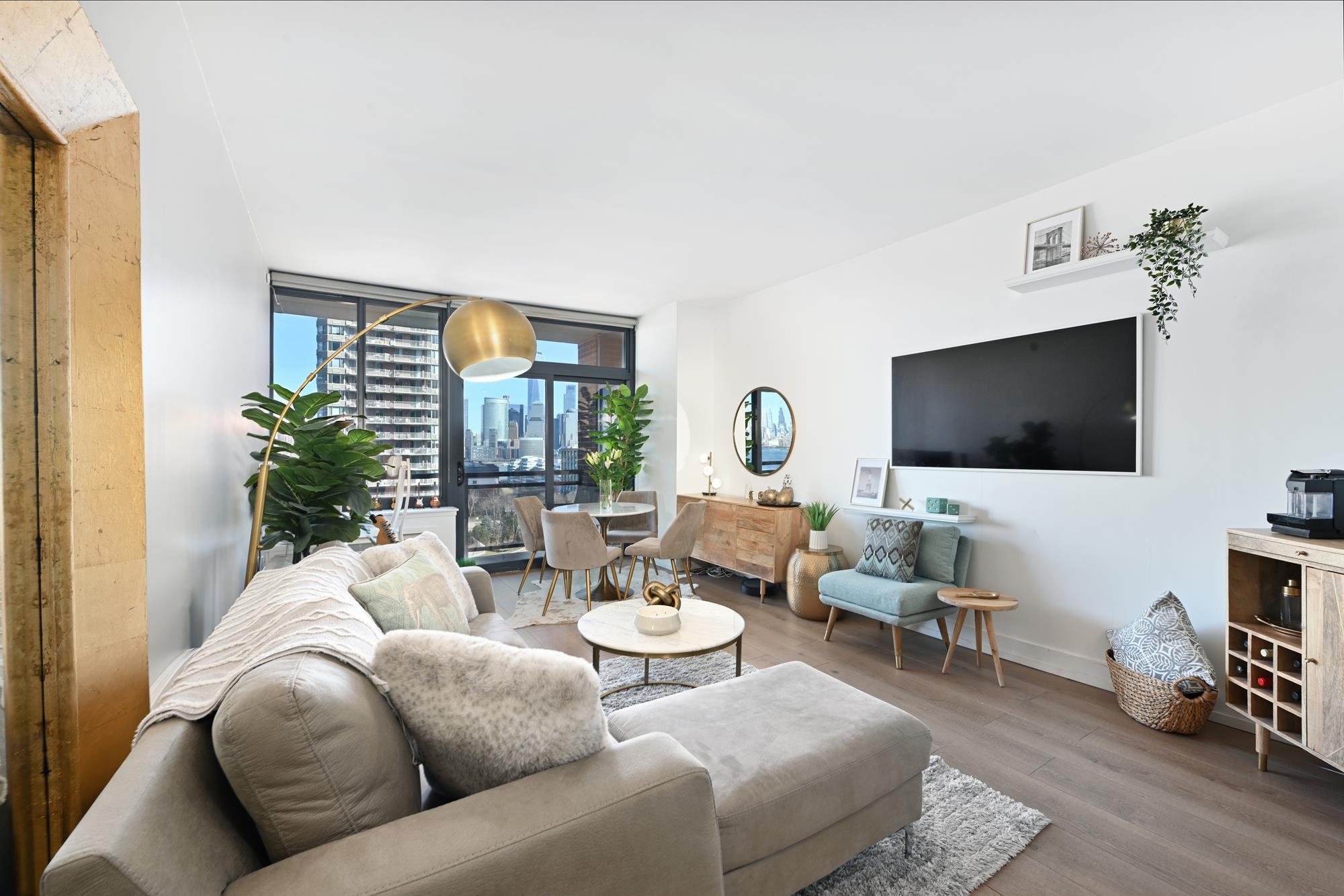 389 Washington St #11H, Jersey City, New Jersey image 2