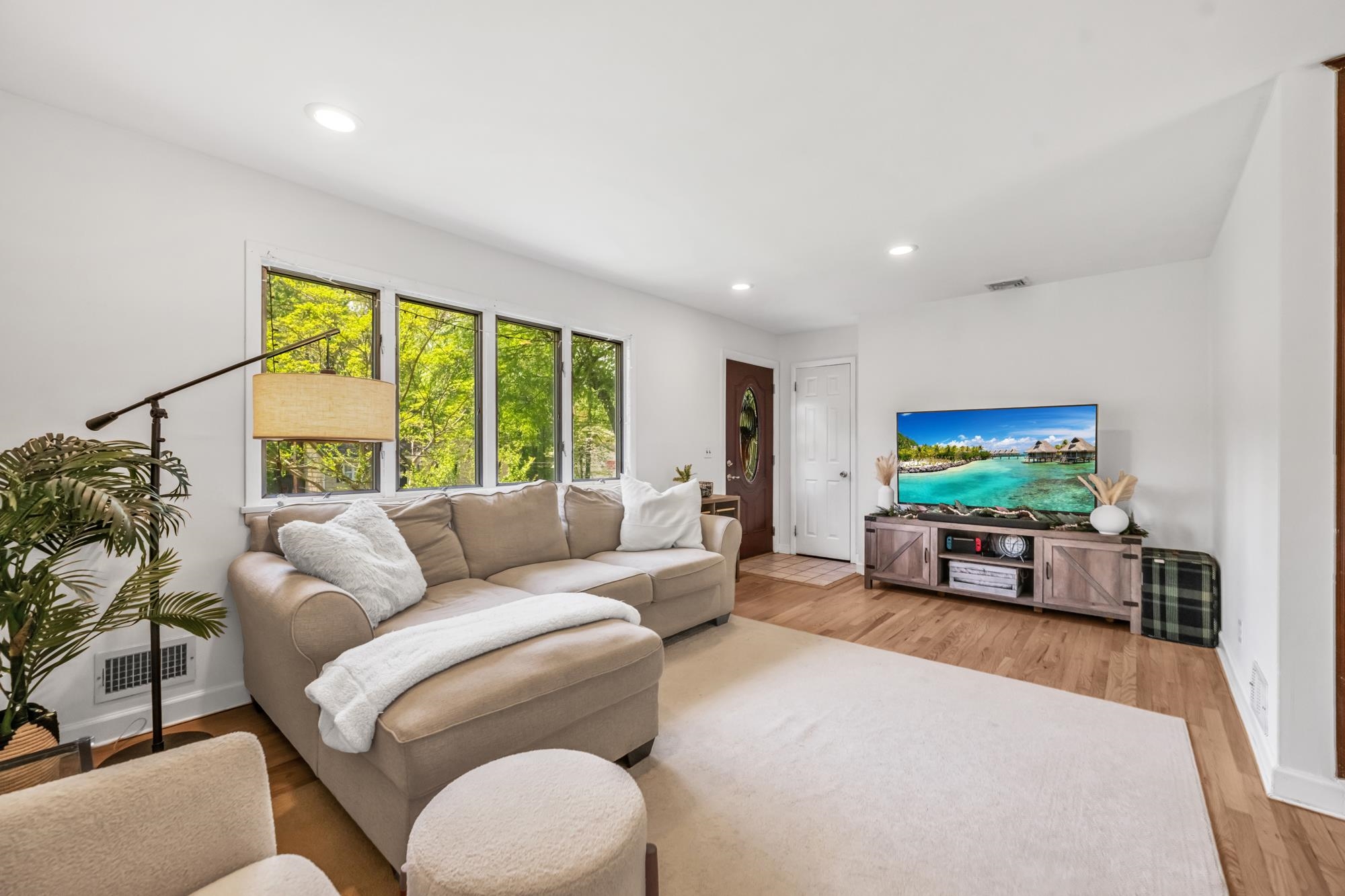 104 Lionshead Blvd, Wayne, New Jersey image 3