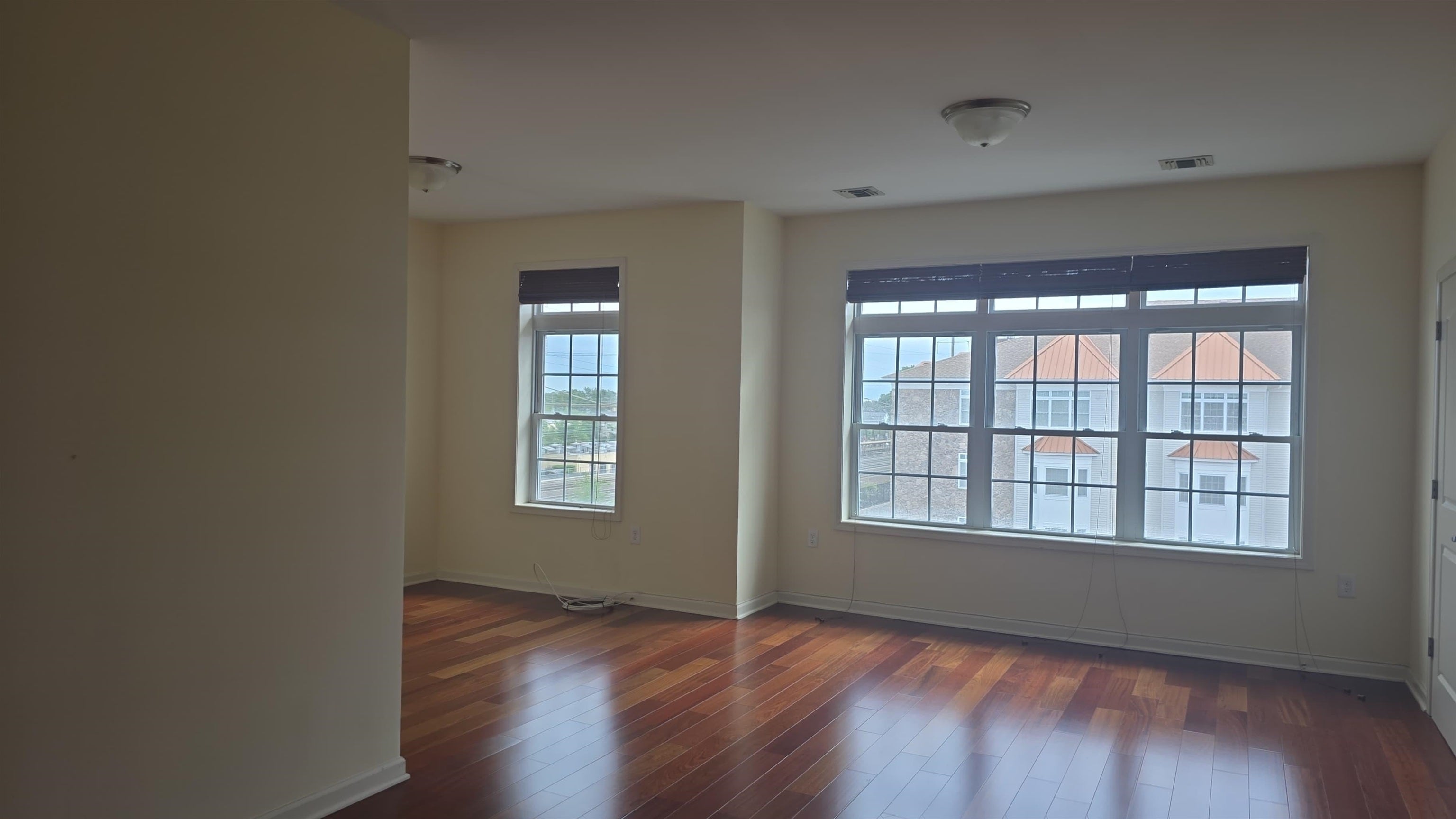 104 E ELIZABETH AVE 409