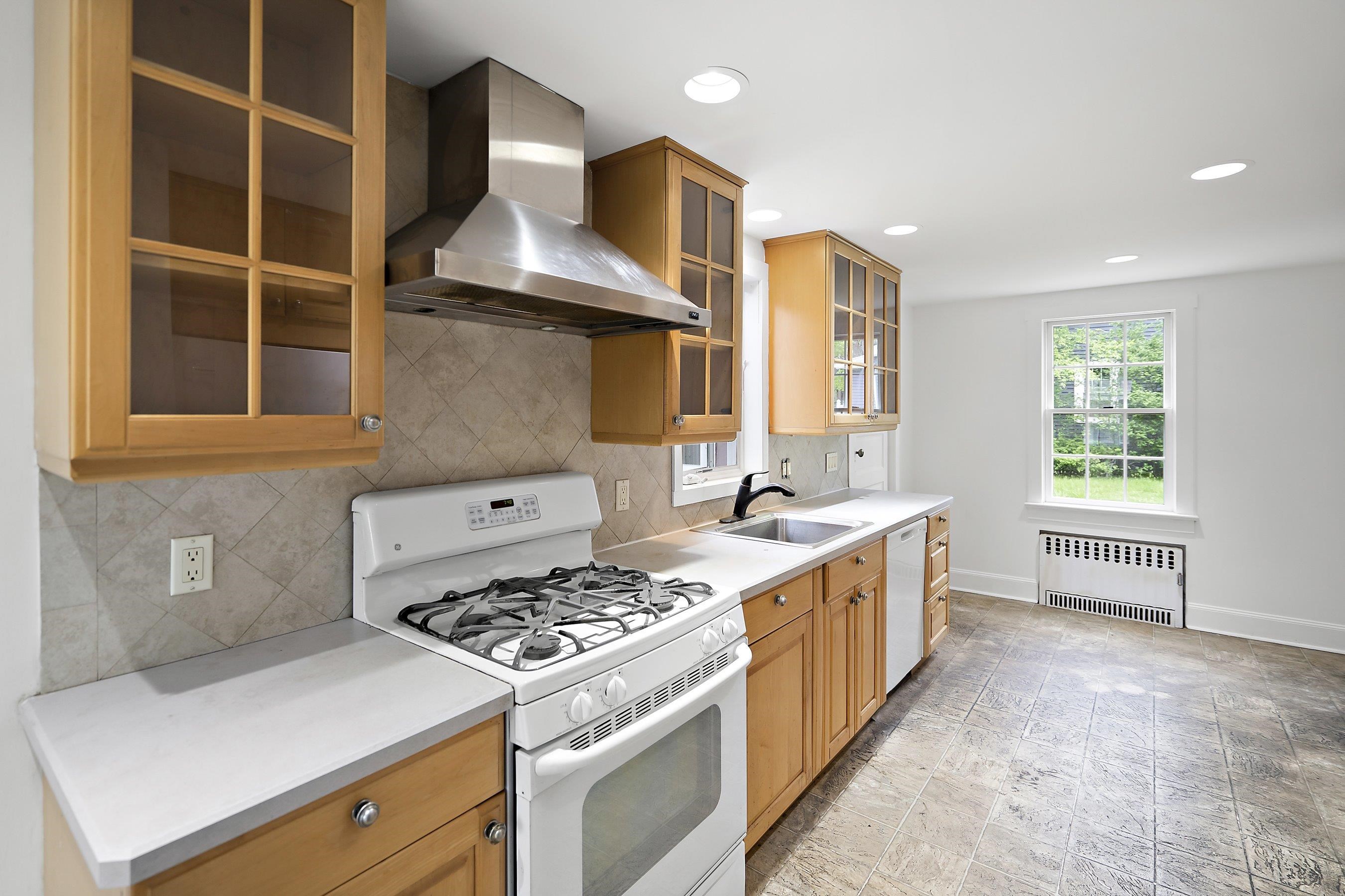 468 Van Buren St, Ridgewood, New Jersey image 13
