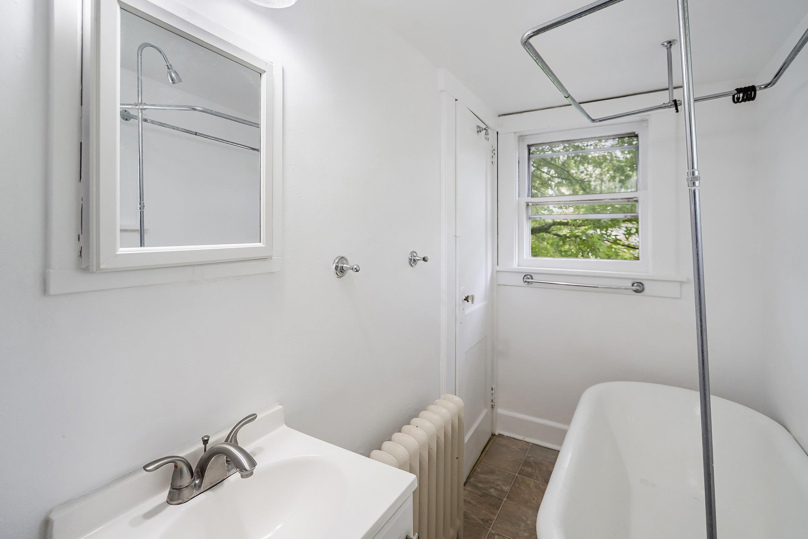 468 Van Buren St, Ridgewood, New Jersey image 20