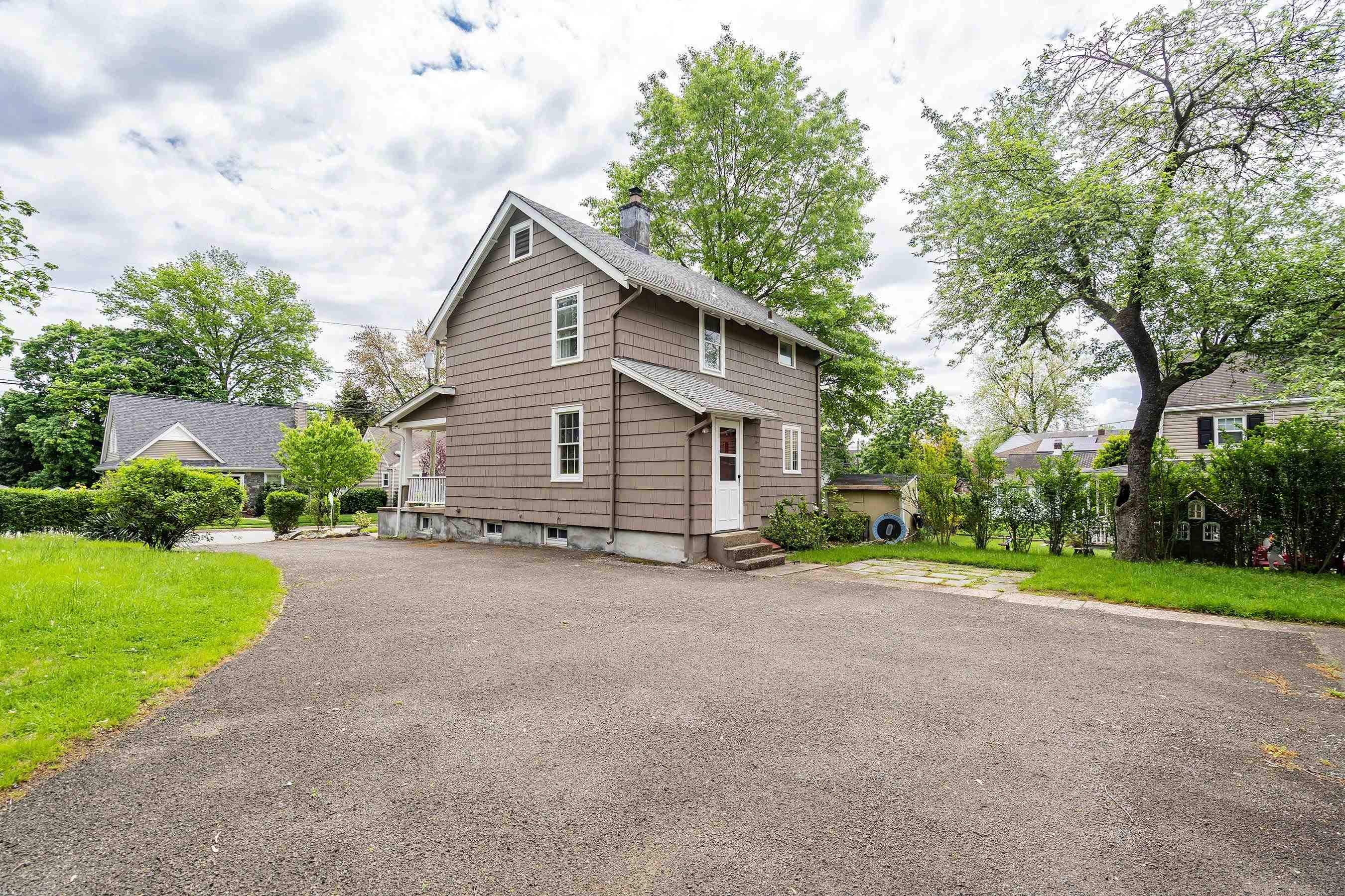 468 Van Buren St, Ridgewood, New Jersey image 25