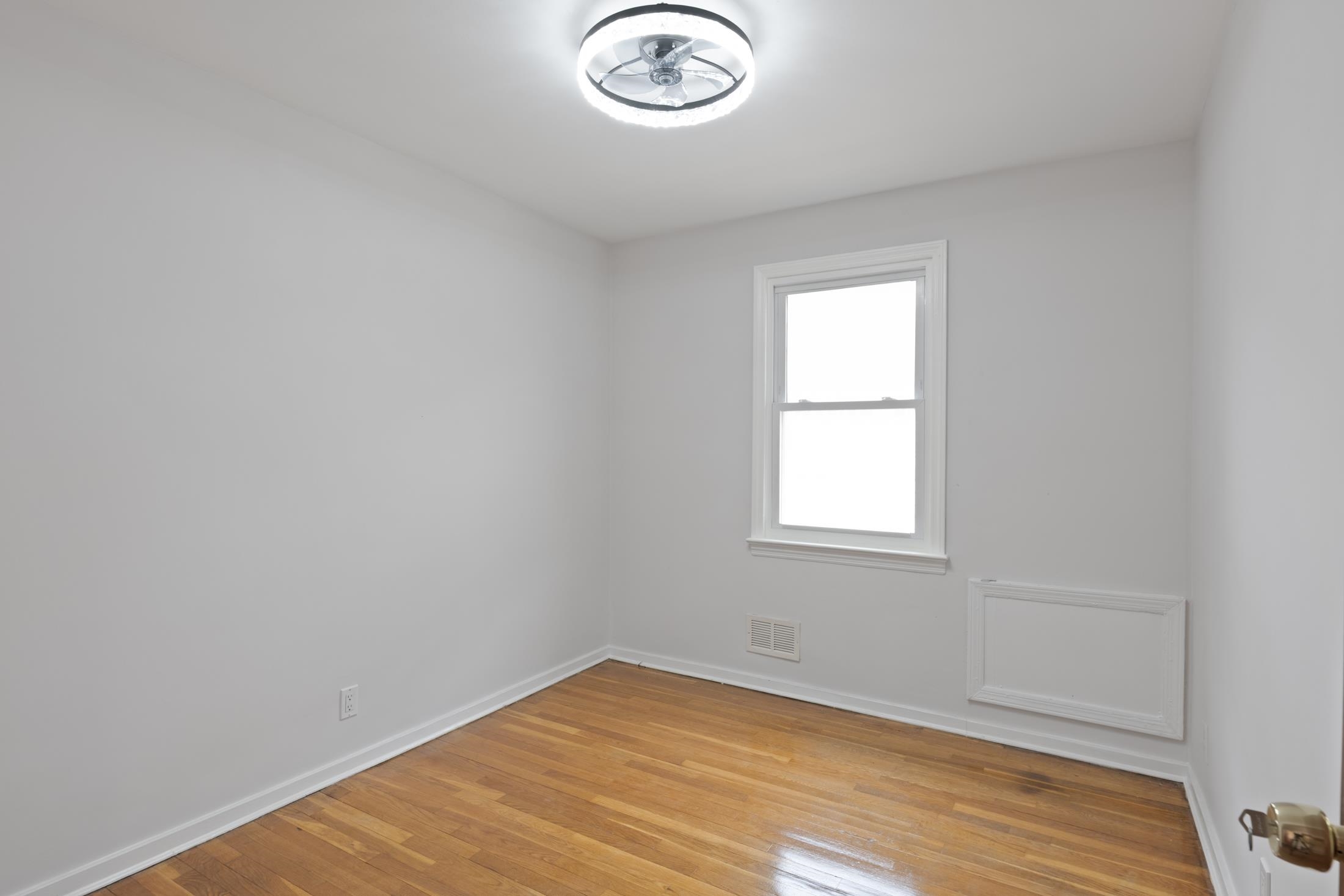 64 West 57th St, Bayonne, New Jersey image 19