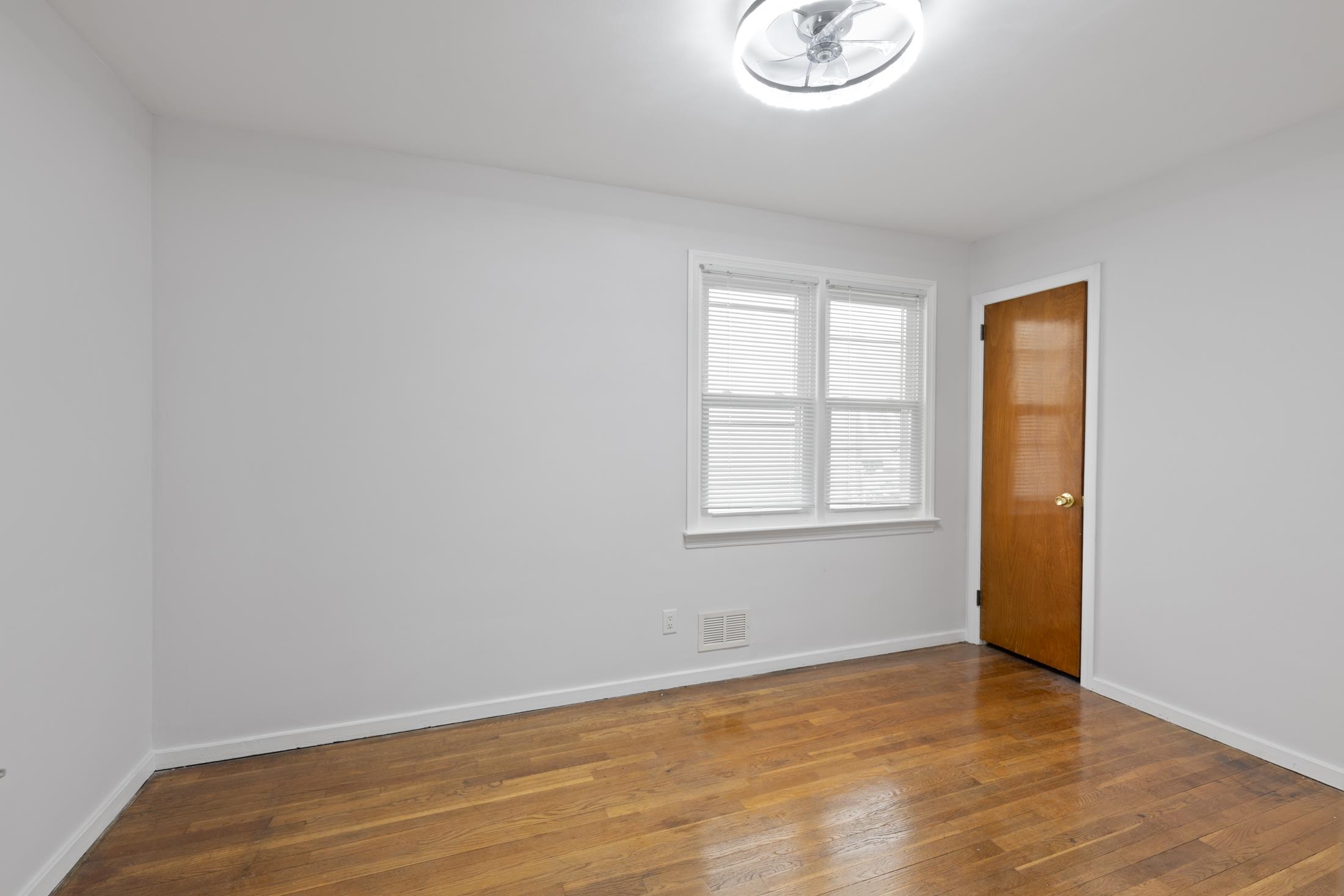 64 West 57th St, Bayonne, New Jersey image 24
