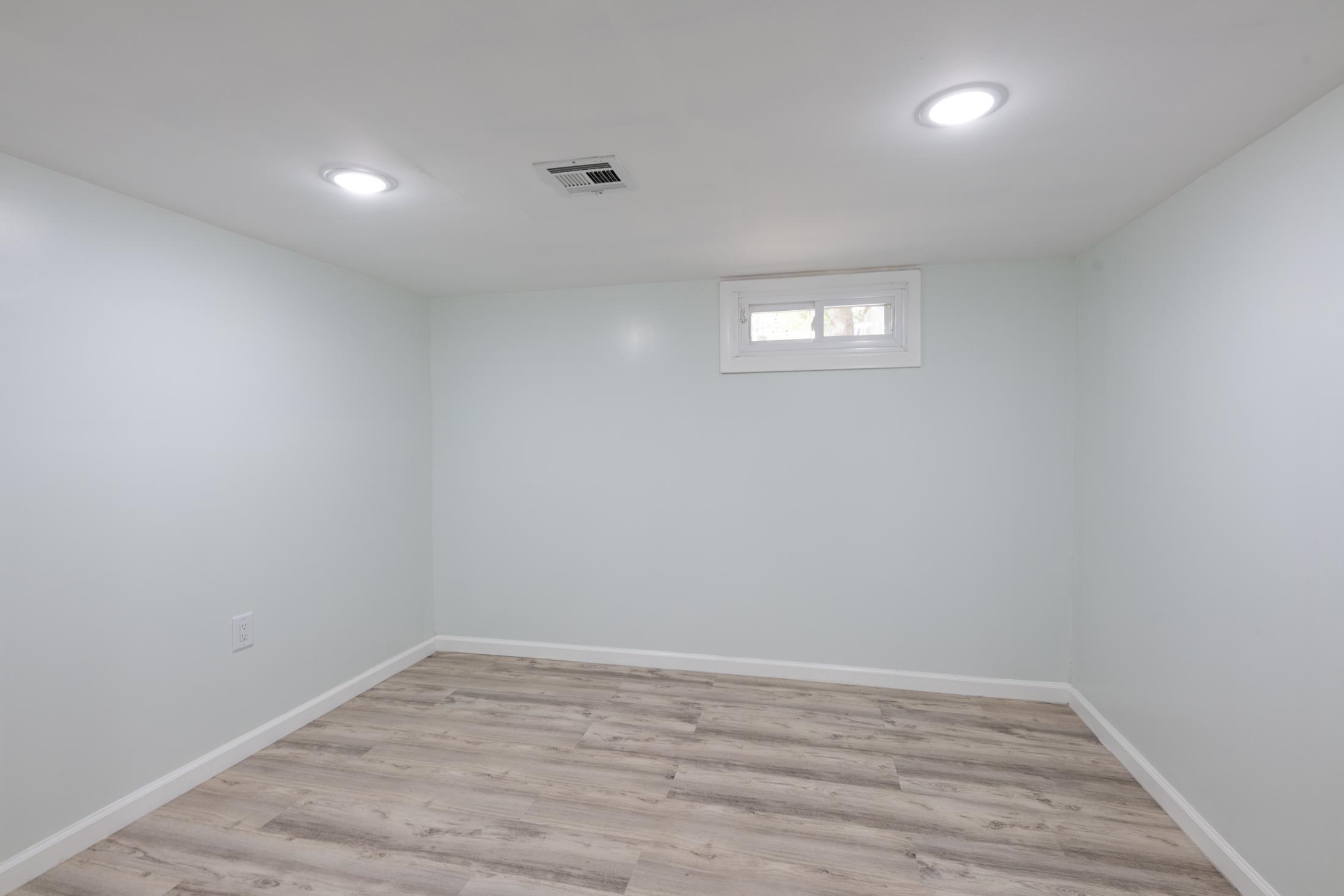 64 West 57th St, Bayonne, New Jersey image 15
