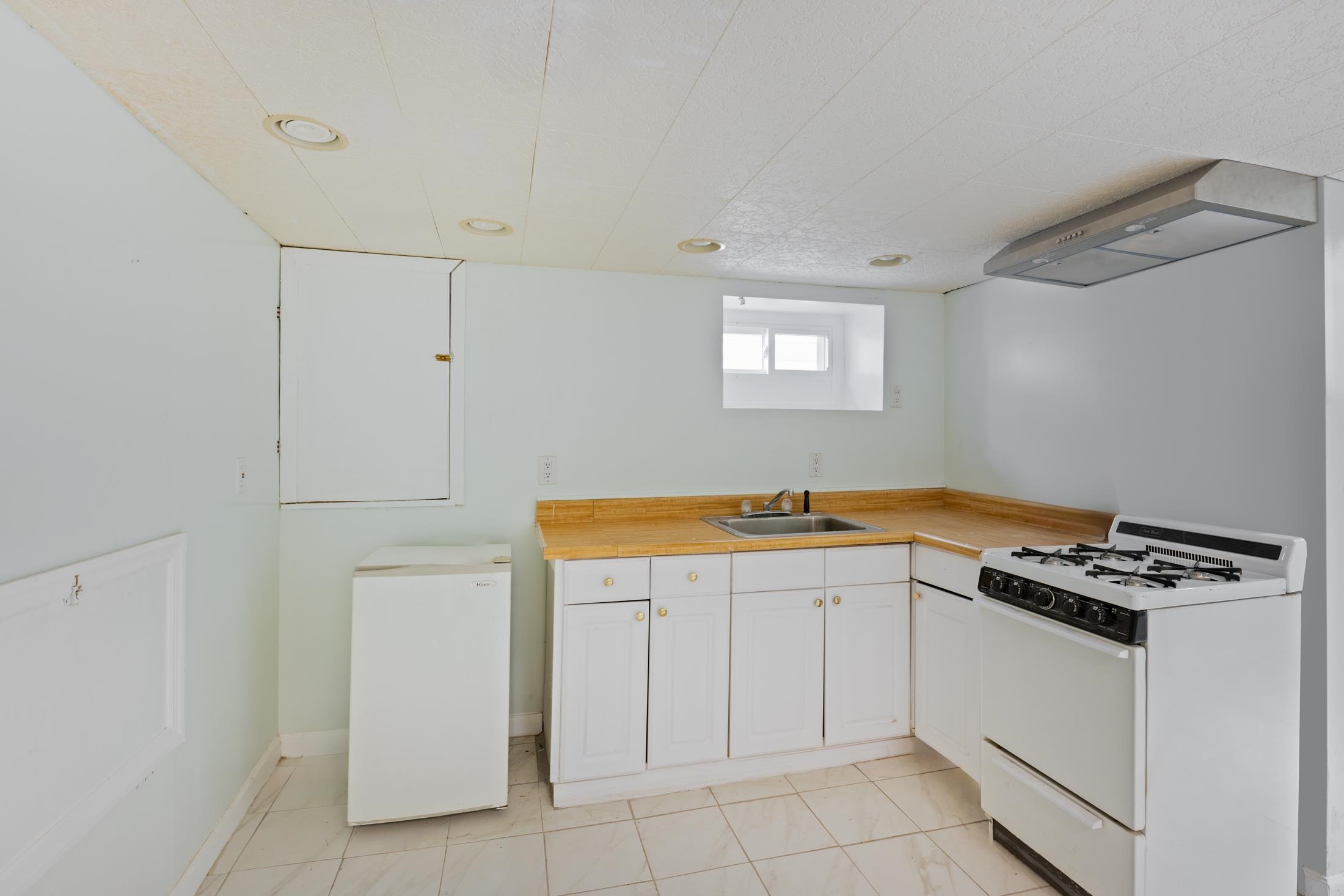 64 West 57th St, Bayonne, New Jersey image 10