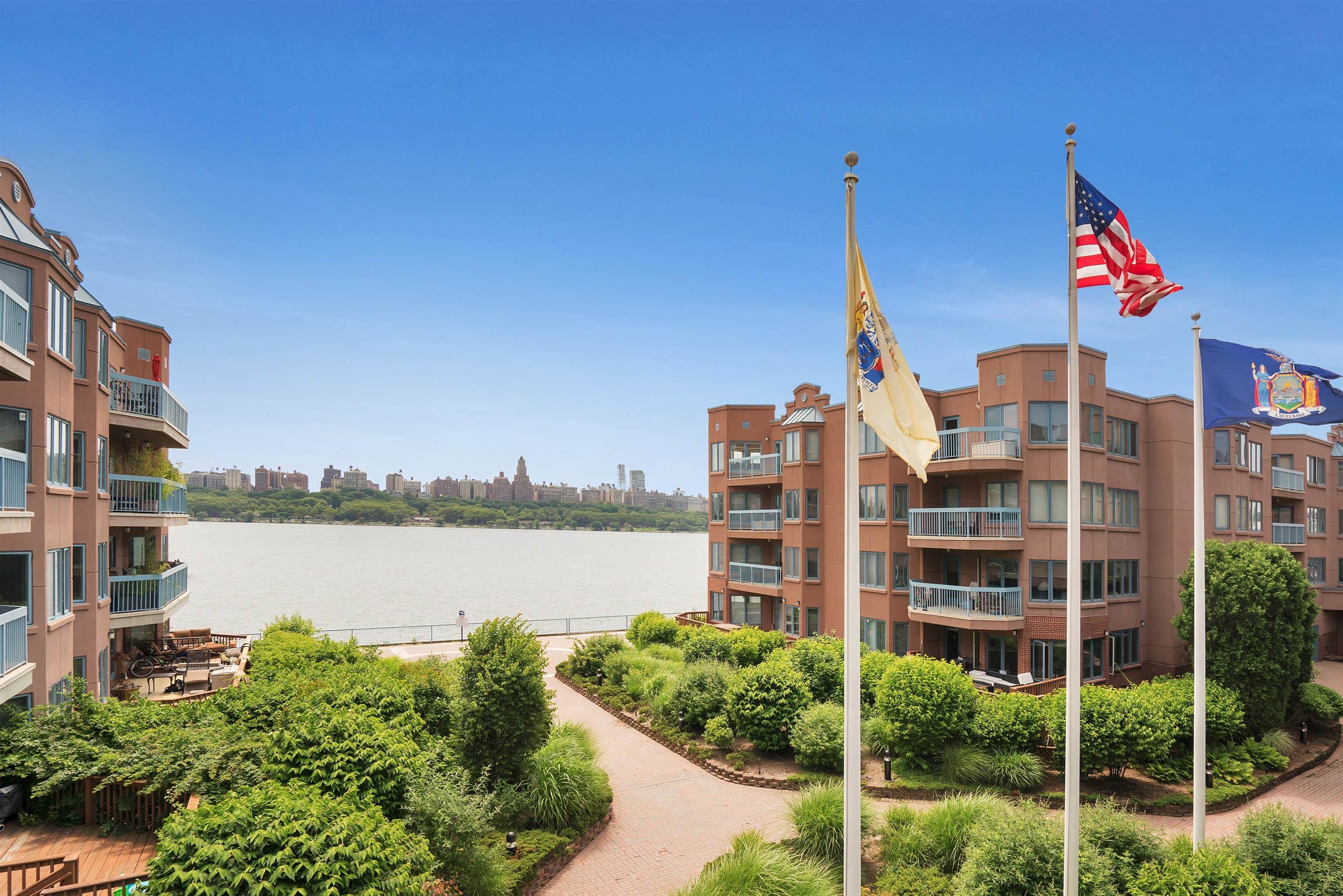 503 Ellery Ct #503, Edgewater, New Jersey image 1