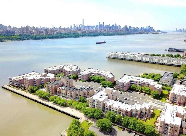 503 Ellery Ct #503, Edgewater, New Jersey image 29