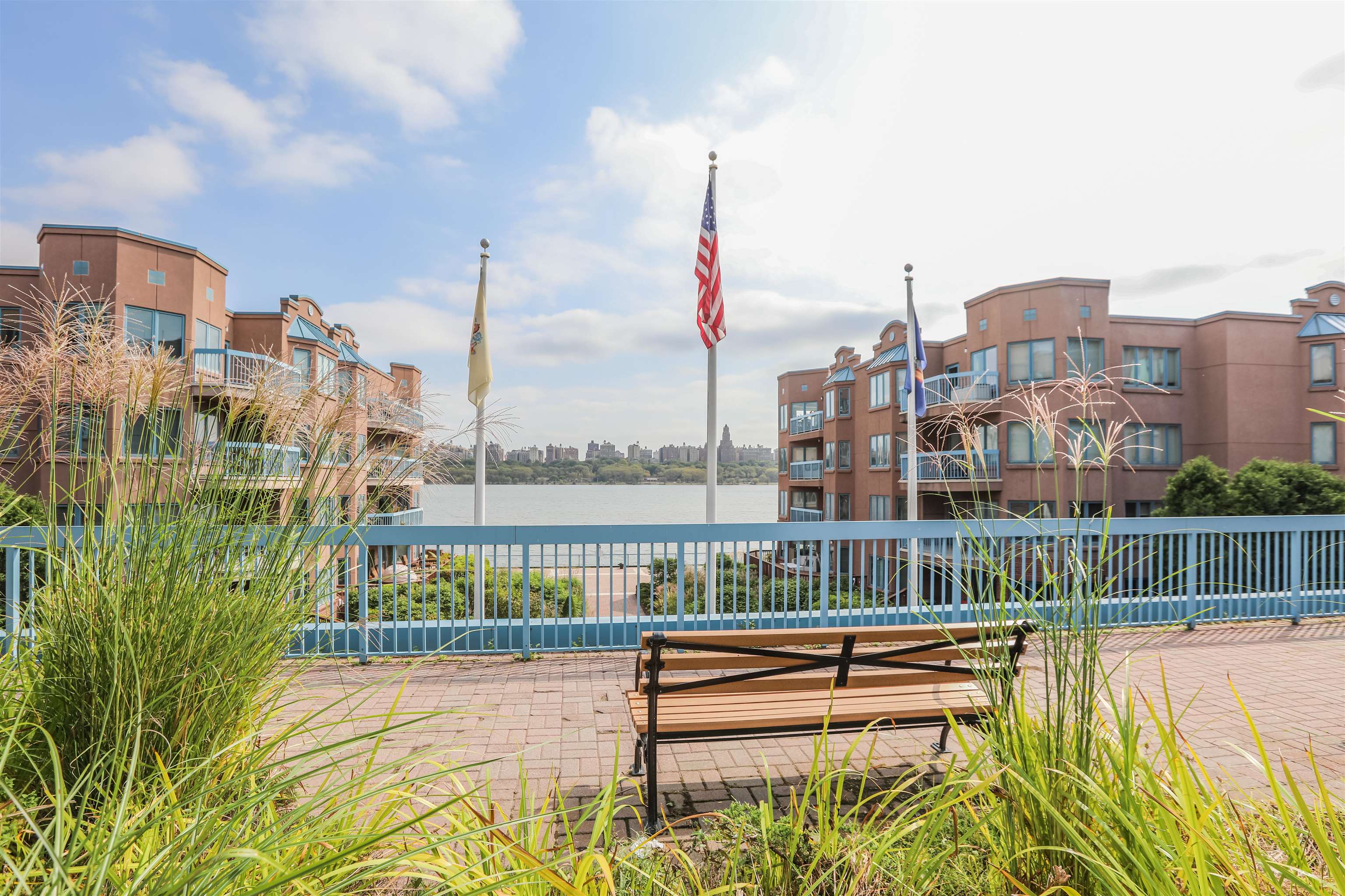 503 Ellery Ct #503, Edgewater, New Jersey image 37