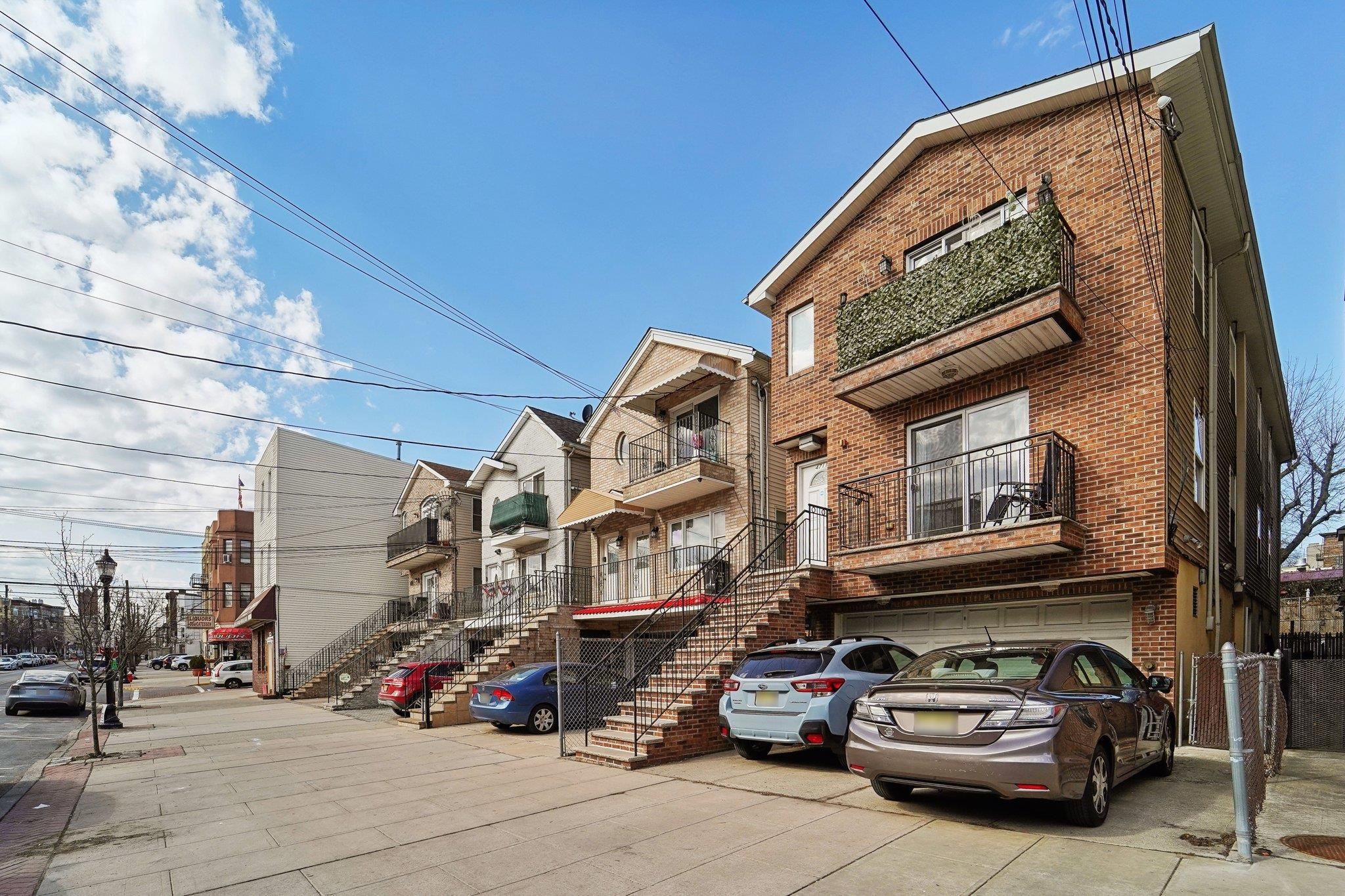 4711 Broadway Ave #1A, Union City, New Jersey image 2