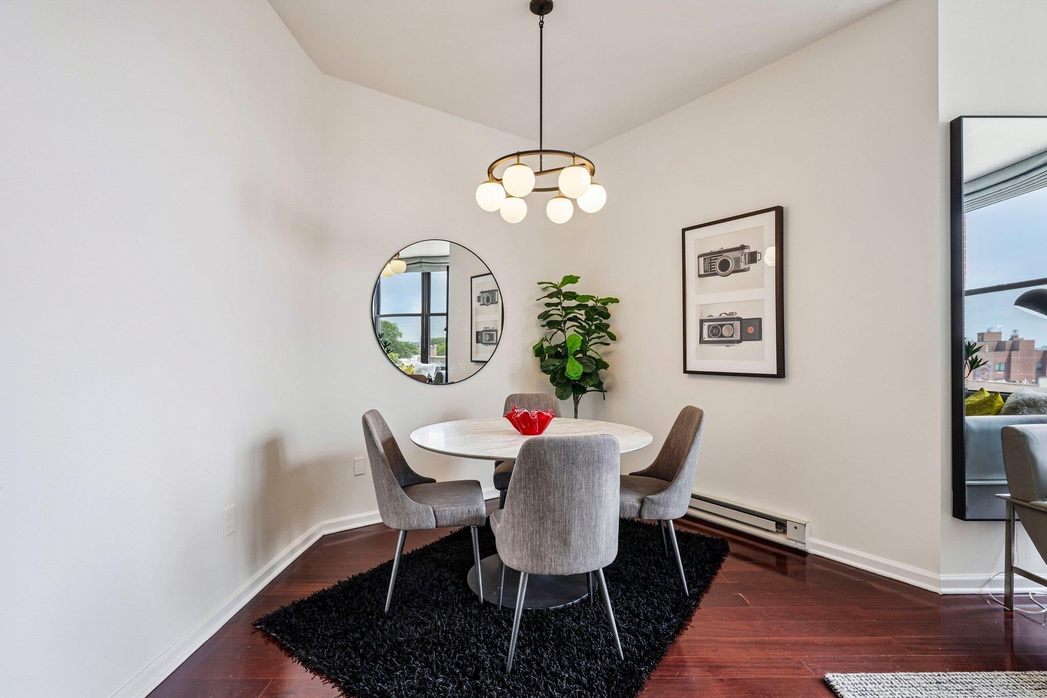 102 CHRISTOPHER COLUMBUS DR 701