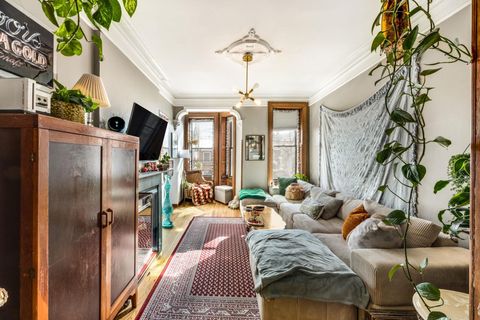 298 2ND ST 2R Jersey City NJ 07302