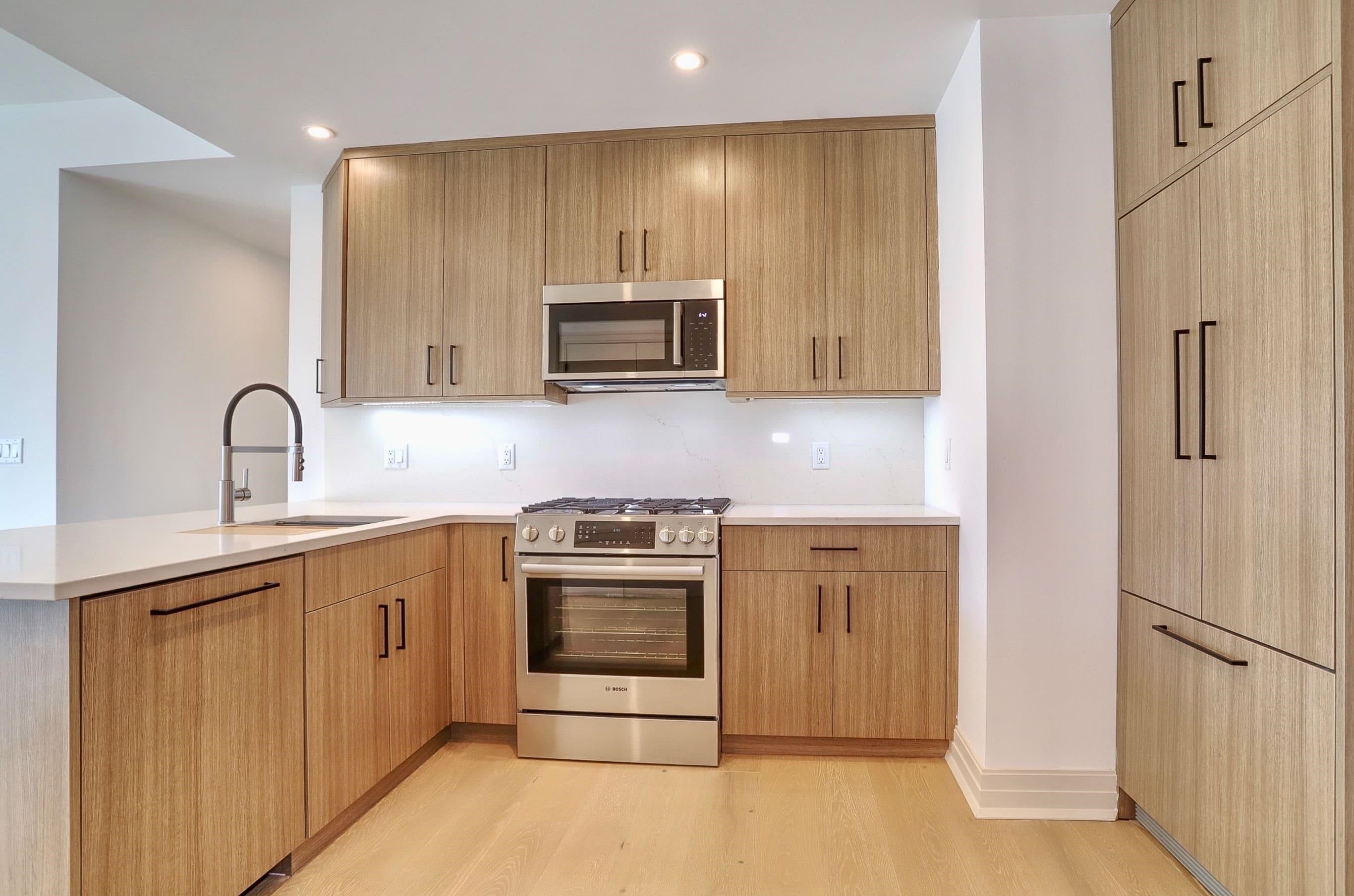 Search Homes 1 921 MADISON ST 303