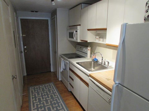 Condo For Rent - 1300 Hudson St #B6<br/> Hoboken, NJ 07030