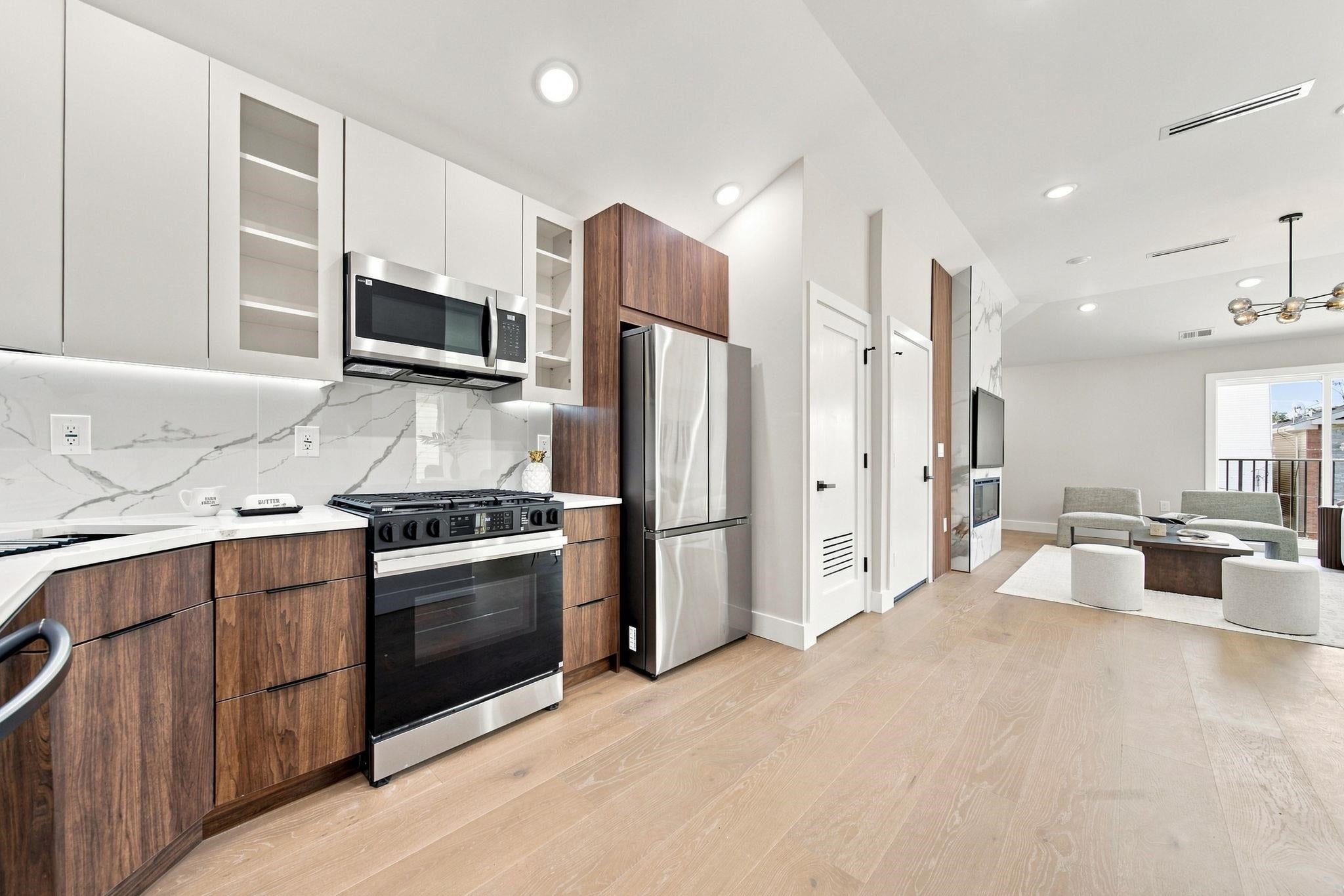 181 WEBSTER AVE