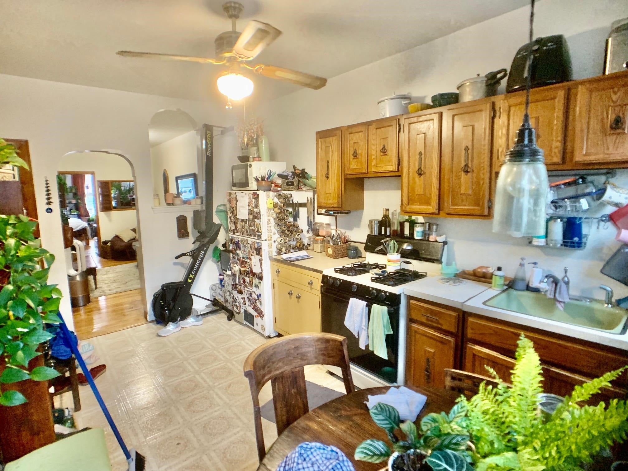 516 PARK AVE 6
