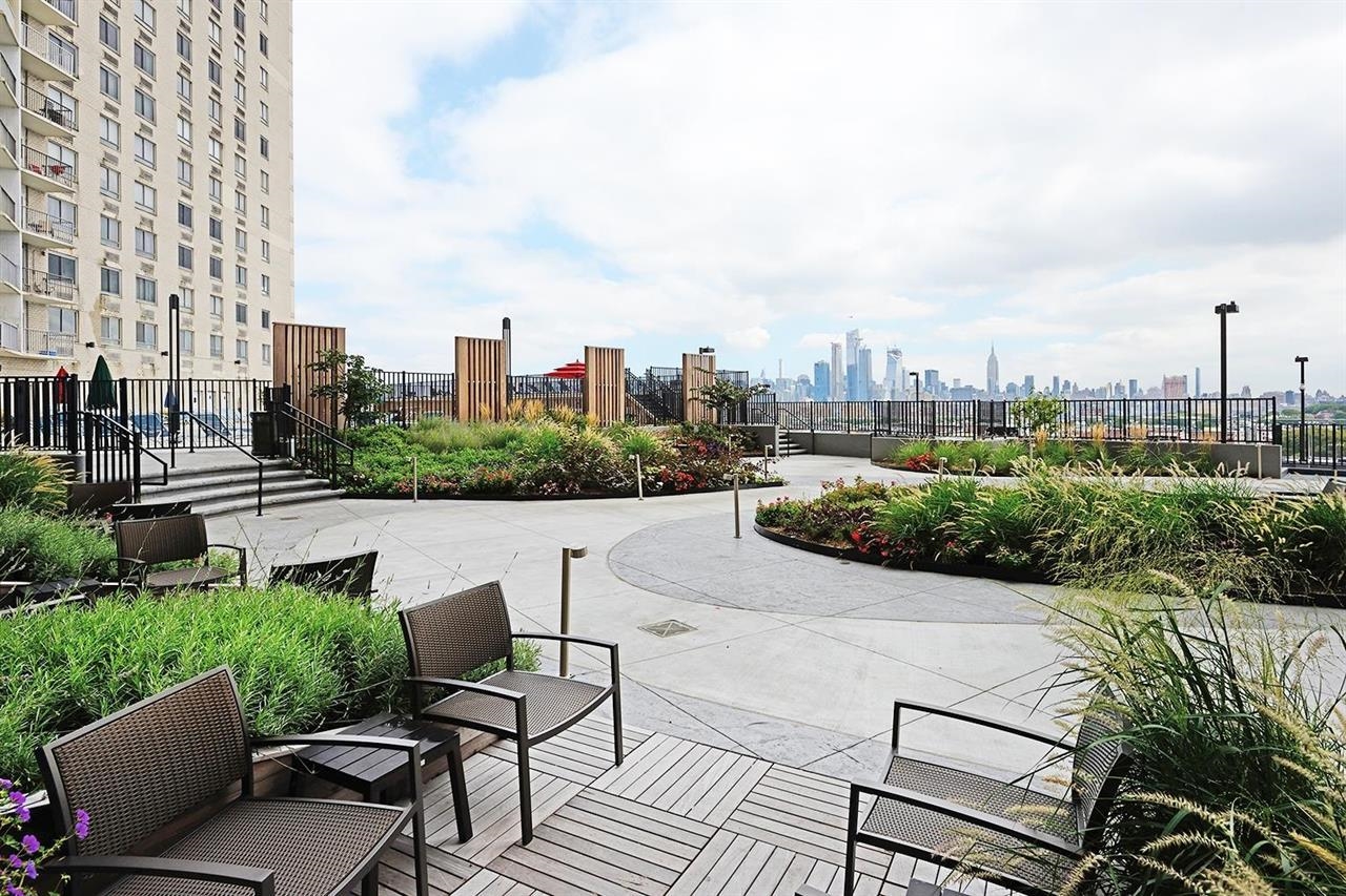 100 Manhattan Ave #1106, Union City, New Jersey image 21