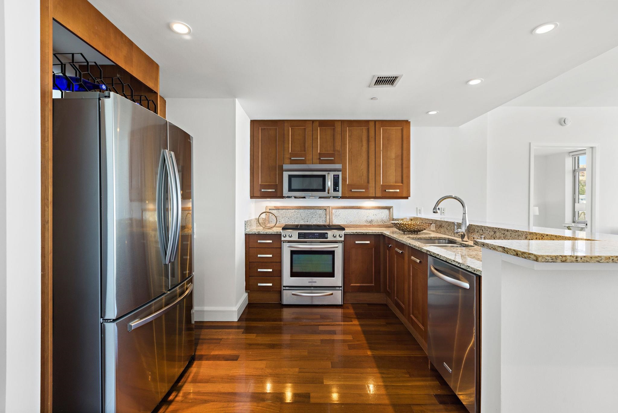 8100 River Rd #1013, North Bergen, New Jersey image 6