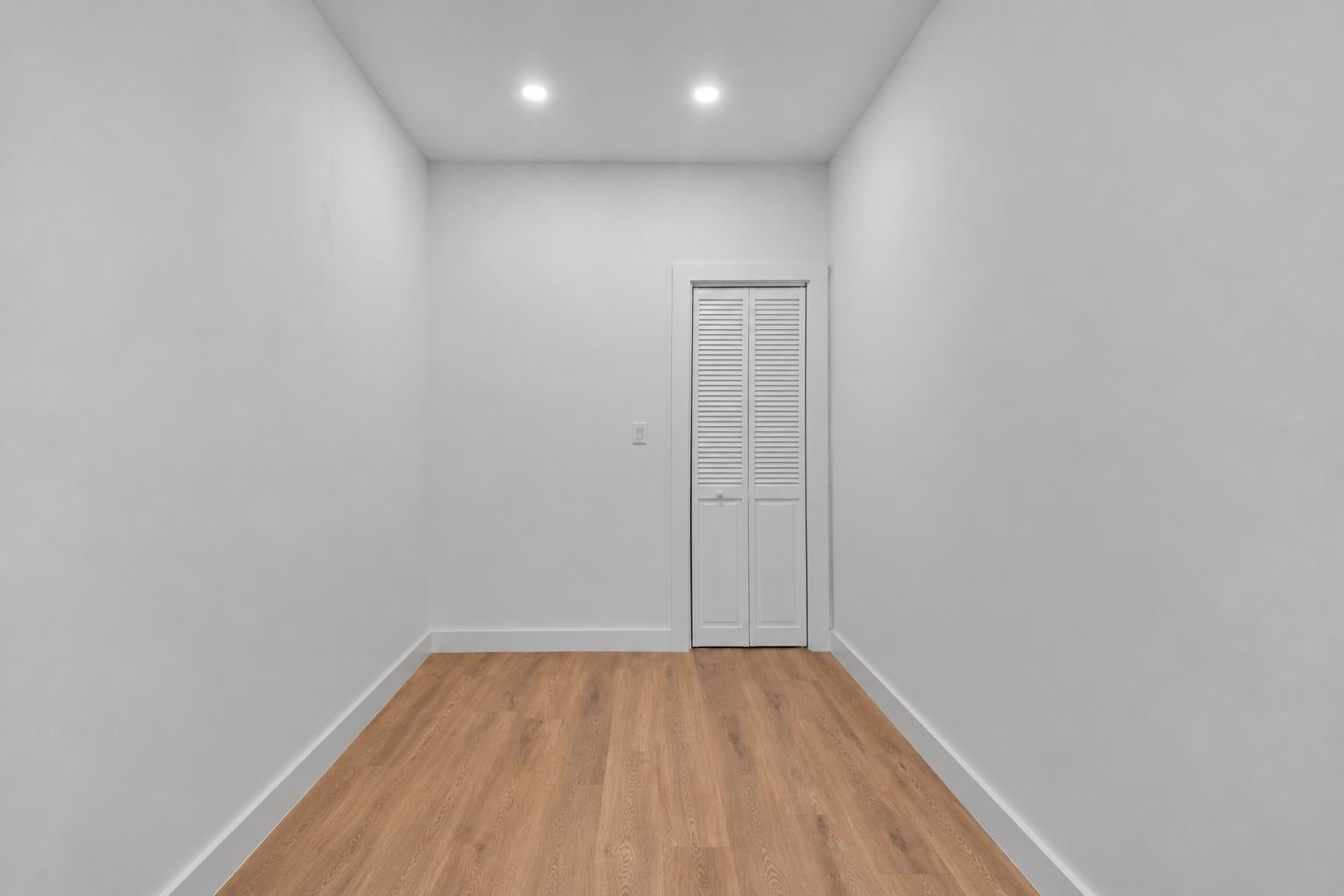 42 NEW ST