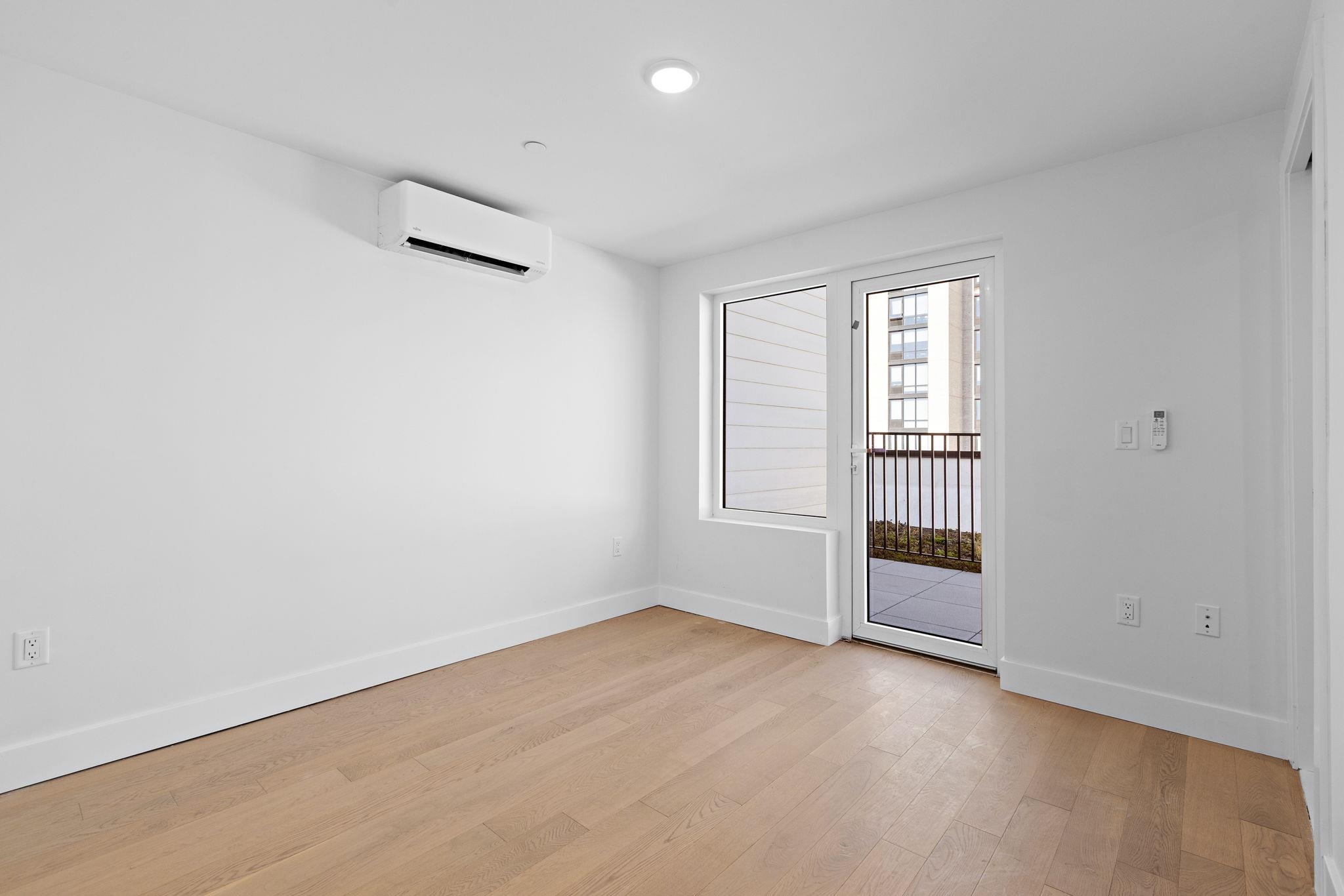 35 ORCHARD ST 802