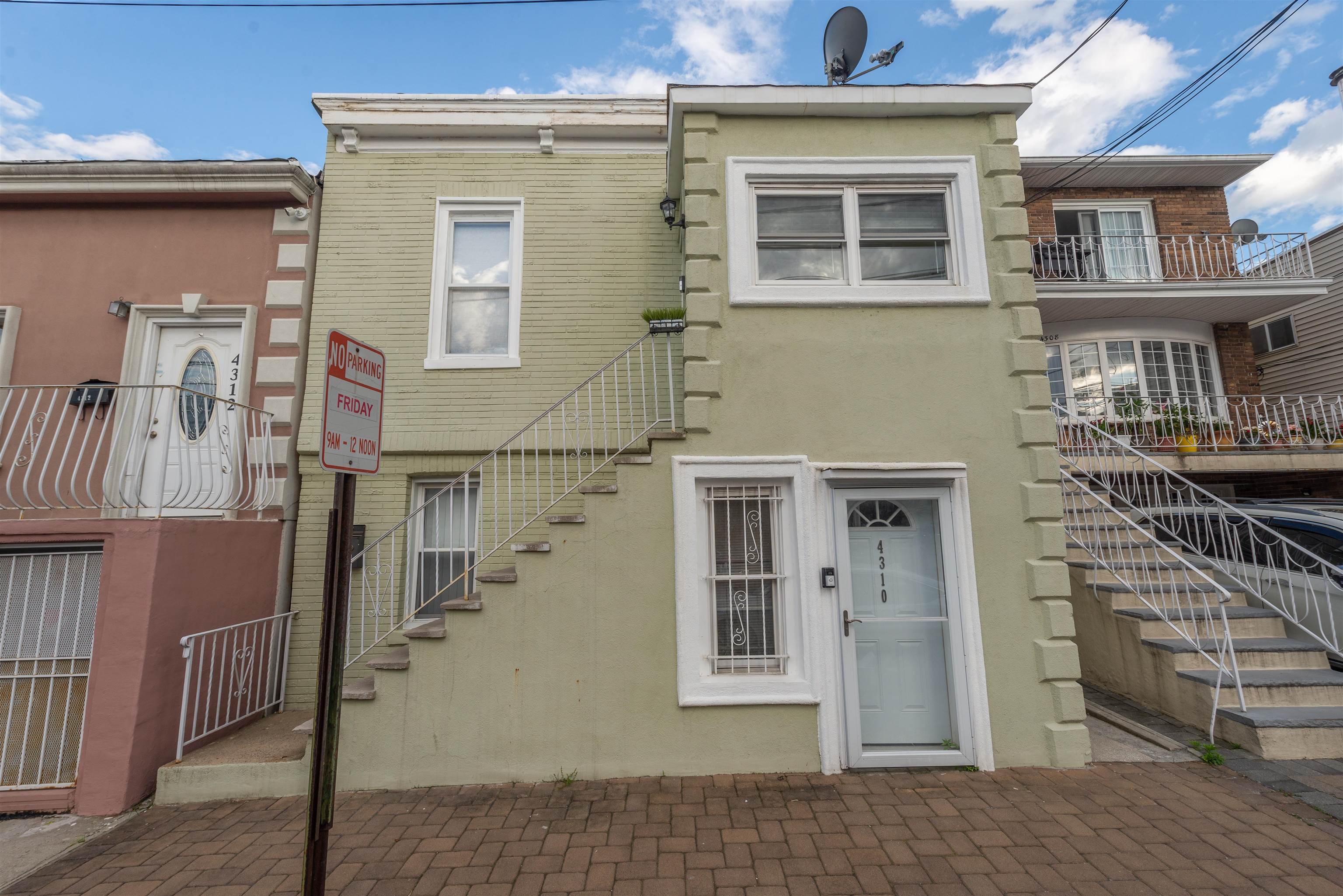 4310 Newkirk Ave, North Bergen, New Jersey image 2