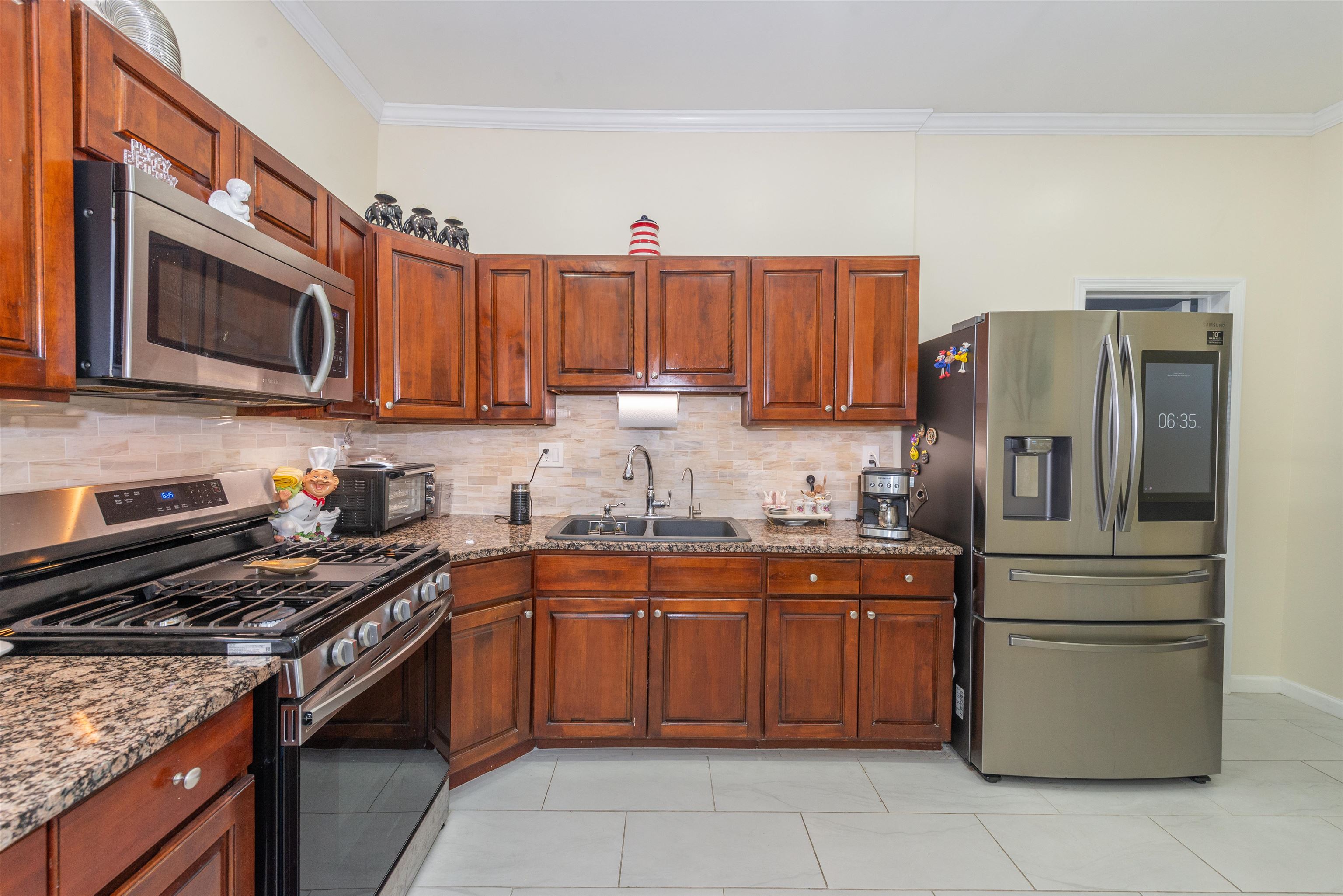 4310 Newkirk Ave, North Bergen, New Jersey image 5