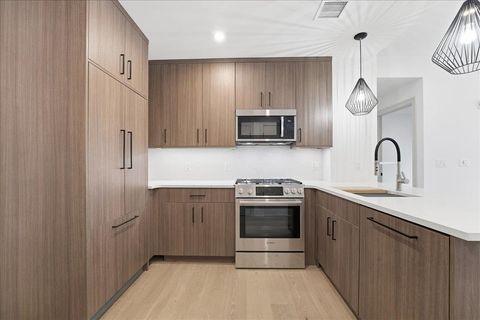 Condo For Sale - 921 Madison St #205<br/> Hoboken, NJ 07030