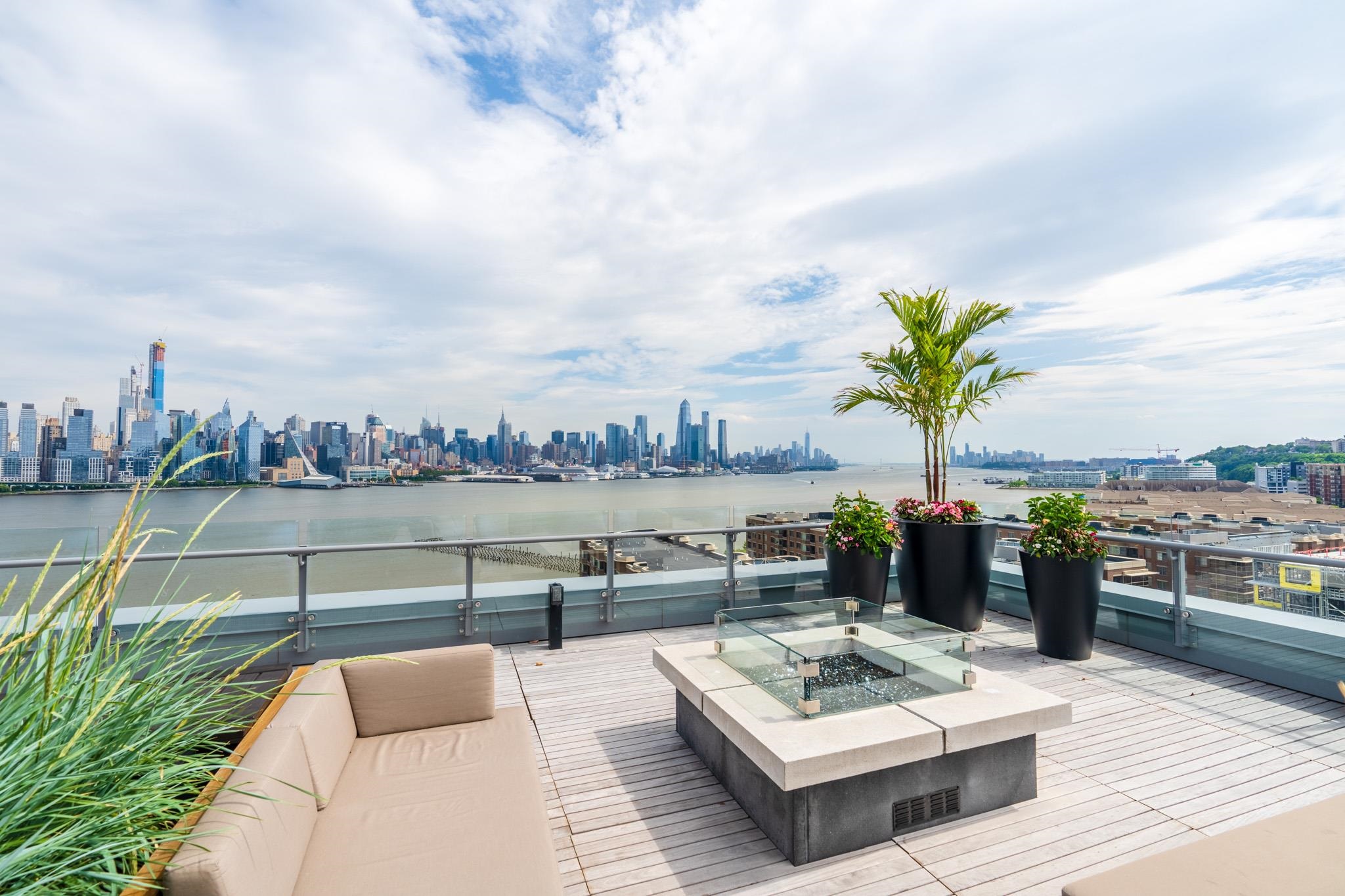 9 Avenue At Port Imperial #311, West New York, New Jersey image 38