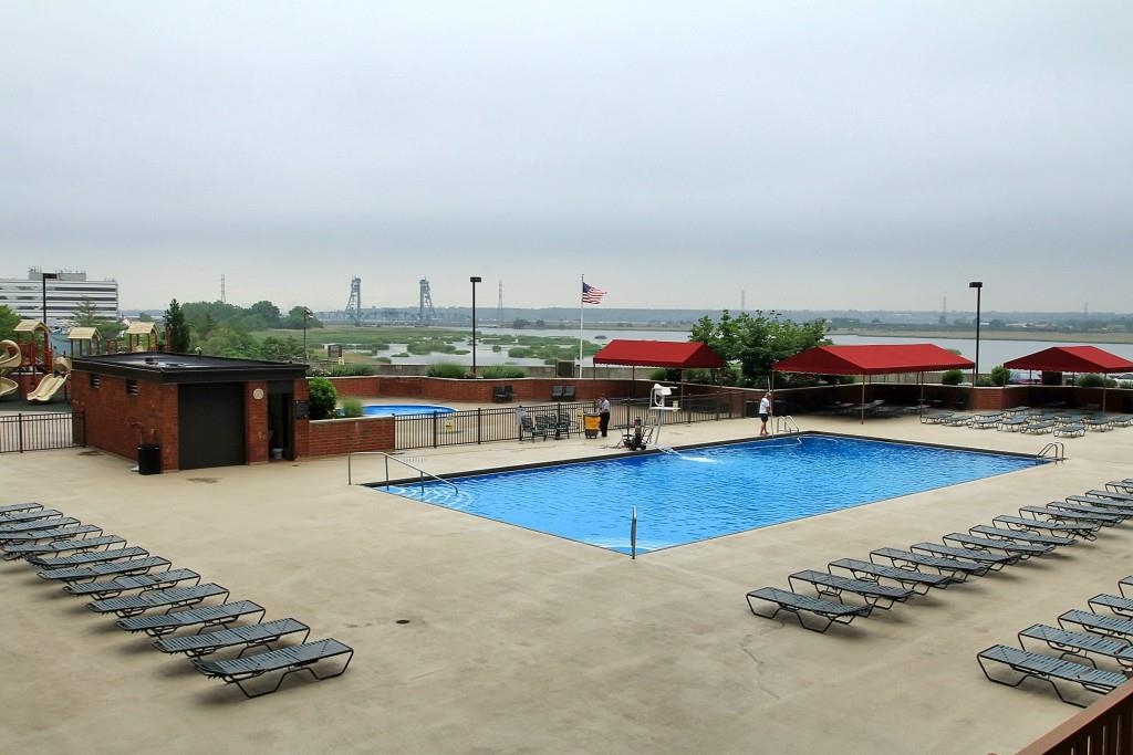 816 Harmon Cove Tower #816, Secaucus, New Jersey image 34