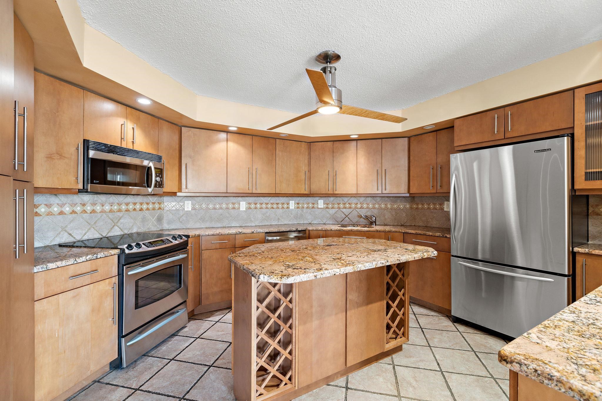 1307 HARMON COVE TOWER 1307