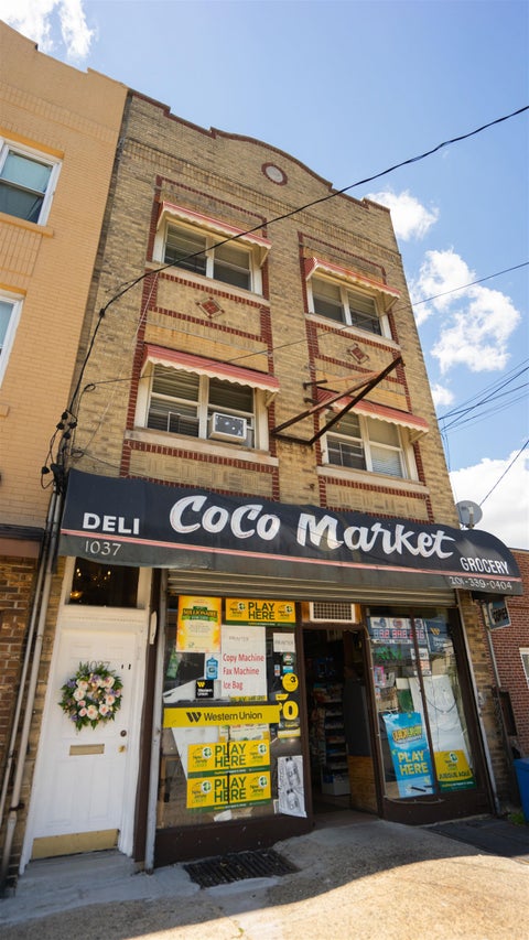 Apartment For Rent - 1037 Avenue C<br/> Bayonne, NJ 07002