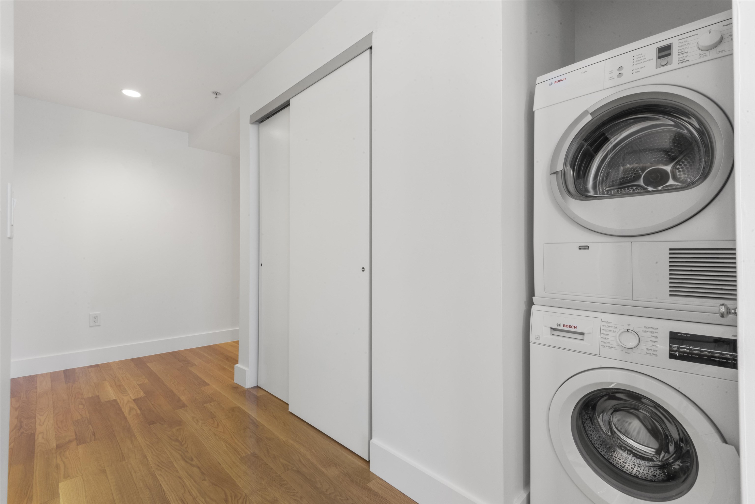 77 Hudson St #1712, Jersey City, New Jersey image 10