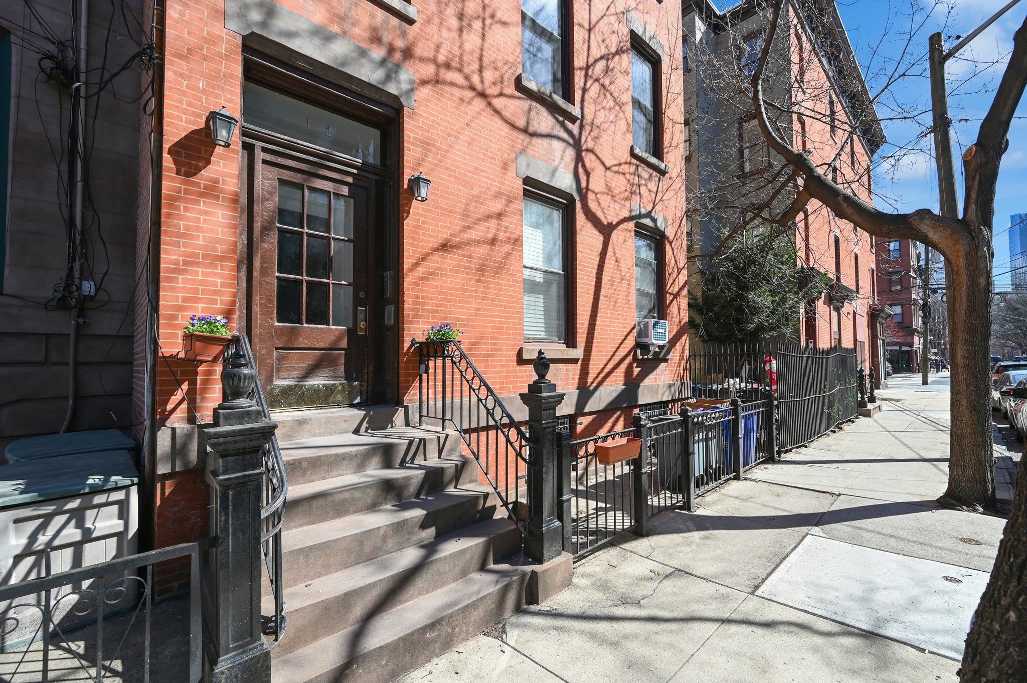 112 Wayne St #2, Jersey City, New Jersey image 2