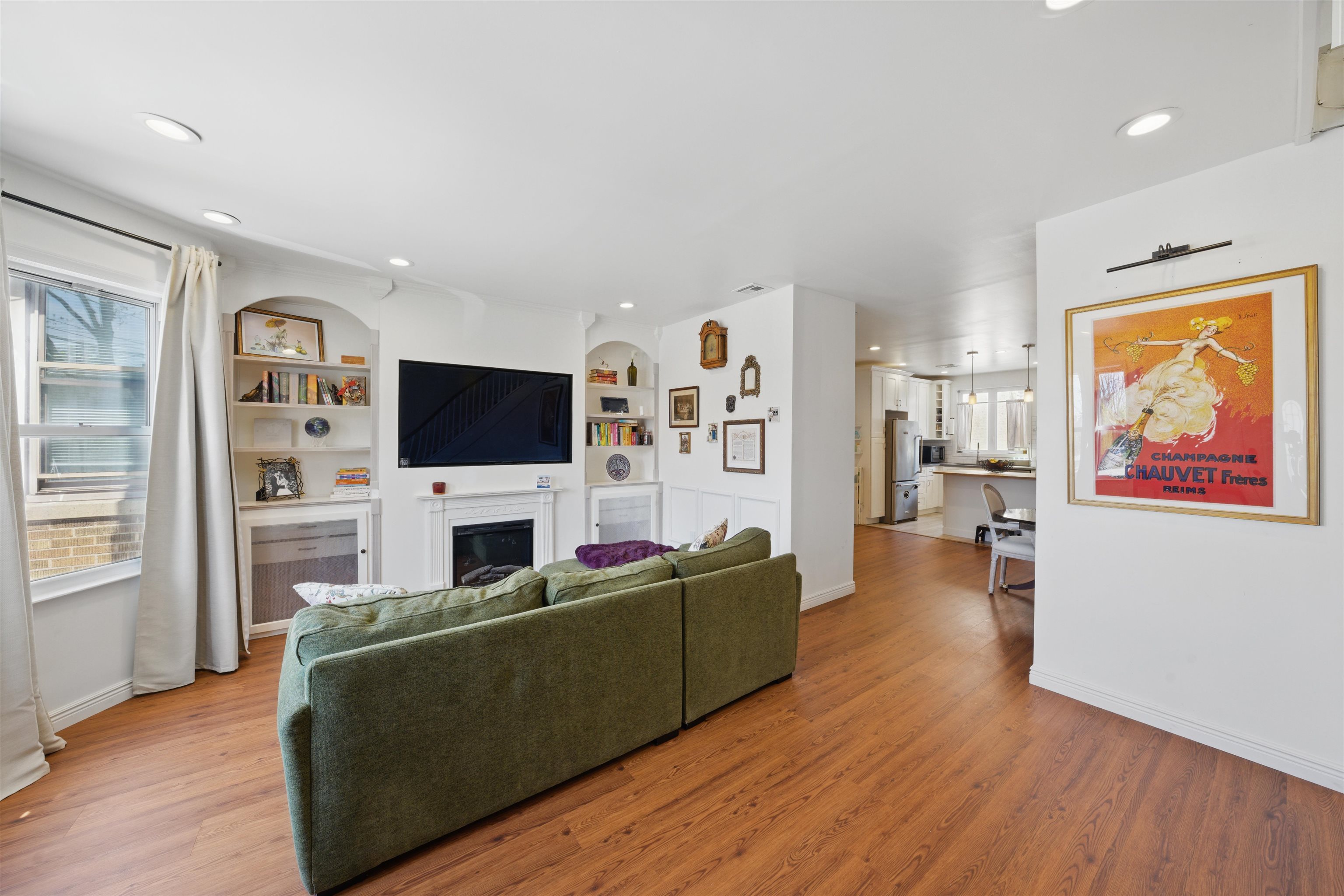 184 Nelson Ave, Jersey City, New Jersey image 4
