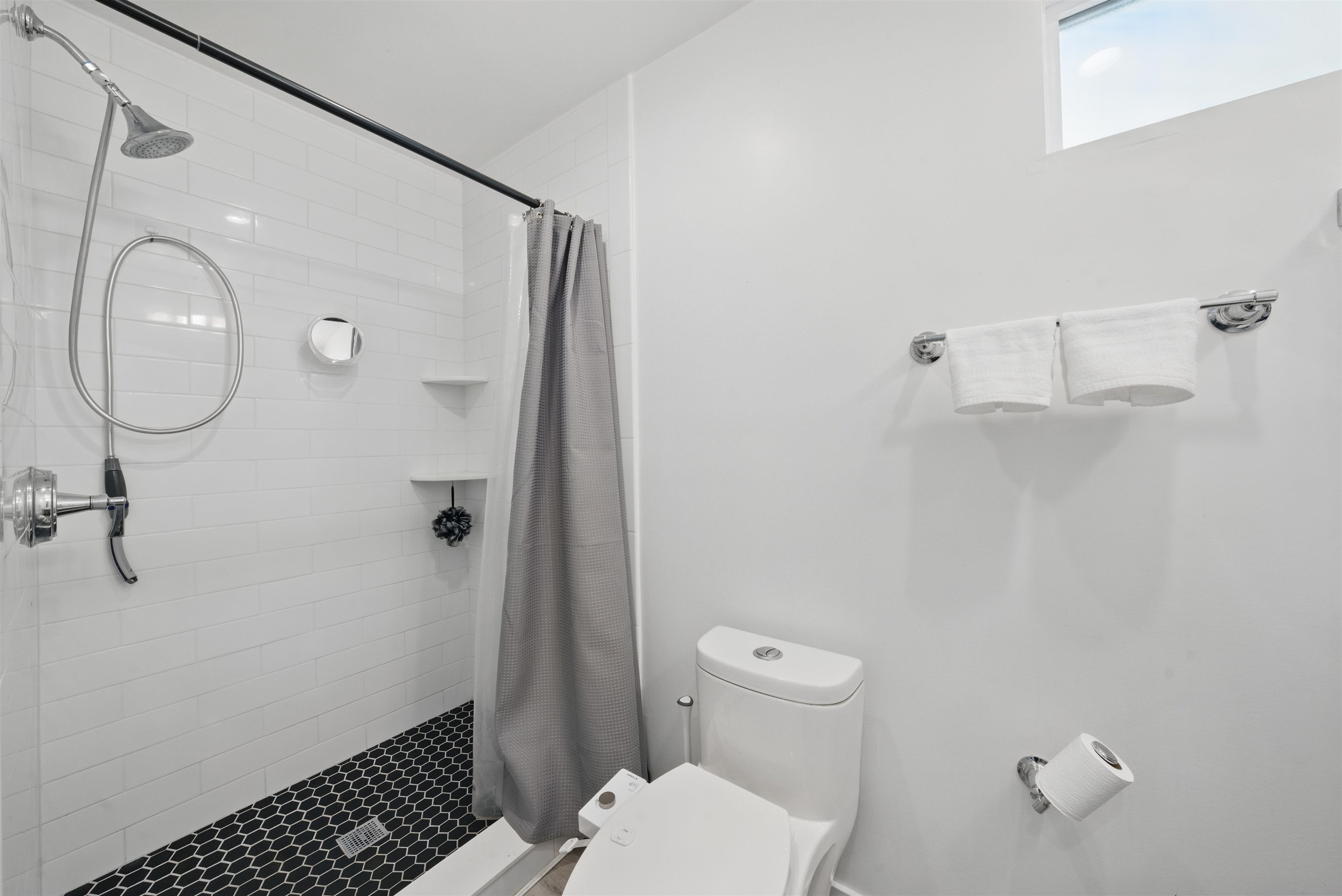 184 Nelson Ave, Jersey City, New Jersey image 10