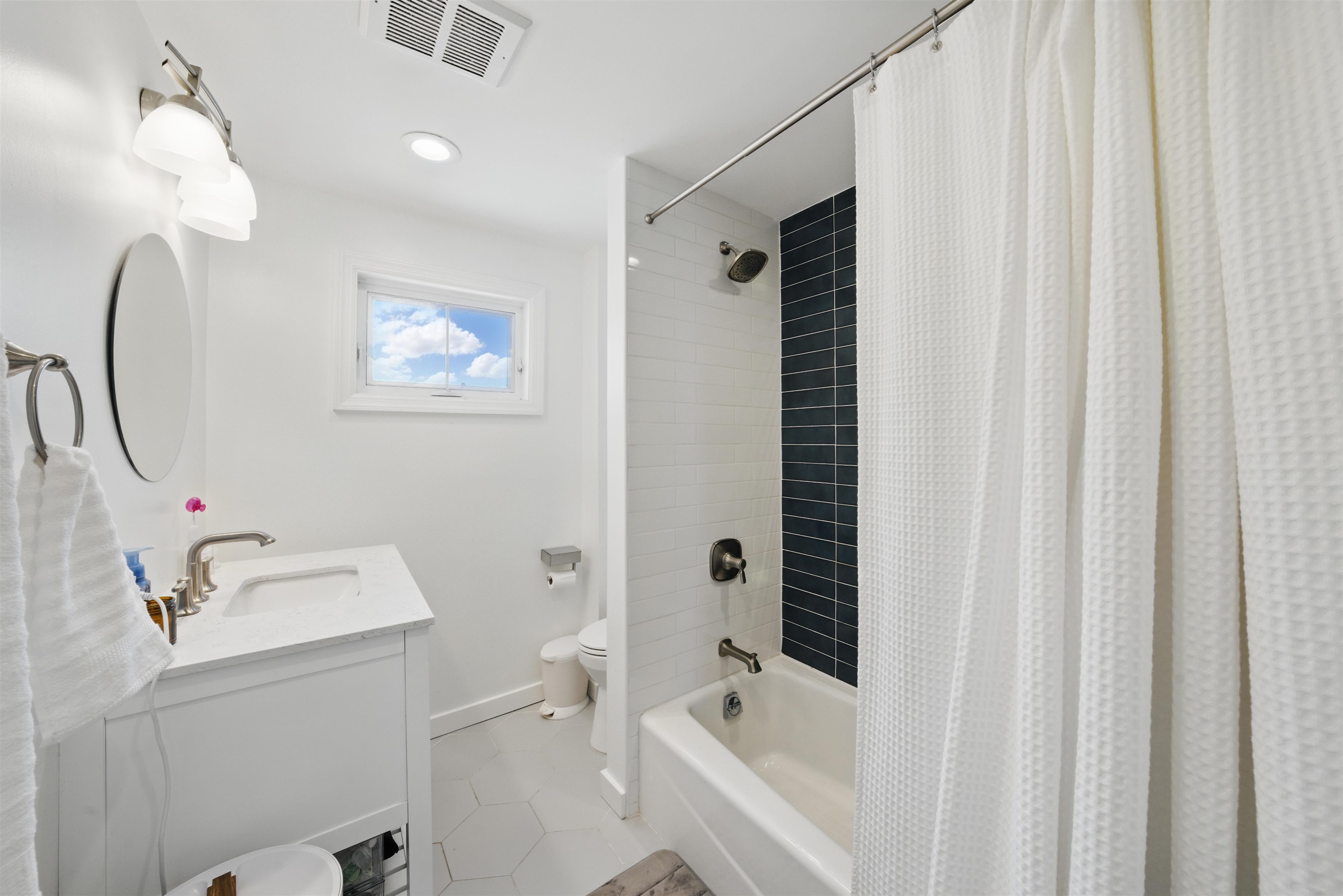 184 Nelson Ave, Jersey City, New Jersey image 24