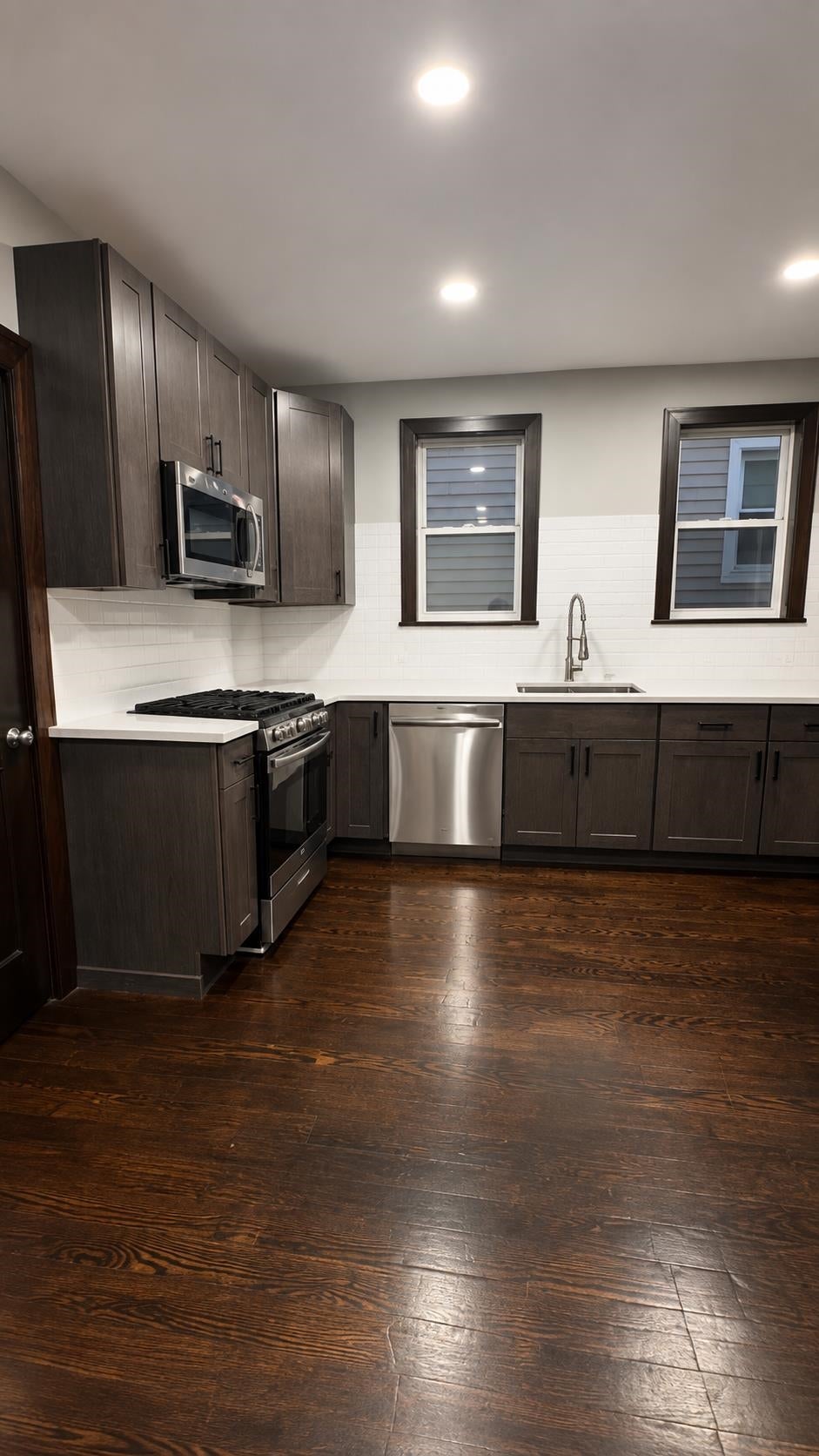 171 WEST 19TH ST - Photo 3