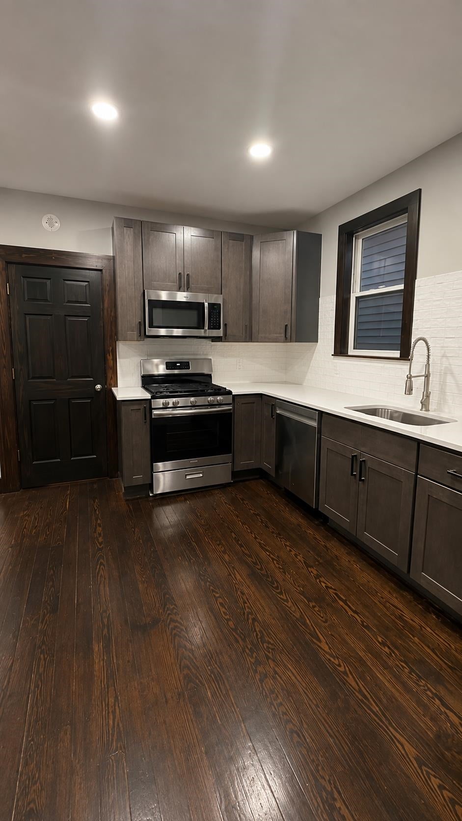 171 WEST 19TH ST - Photo 4