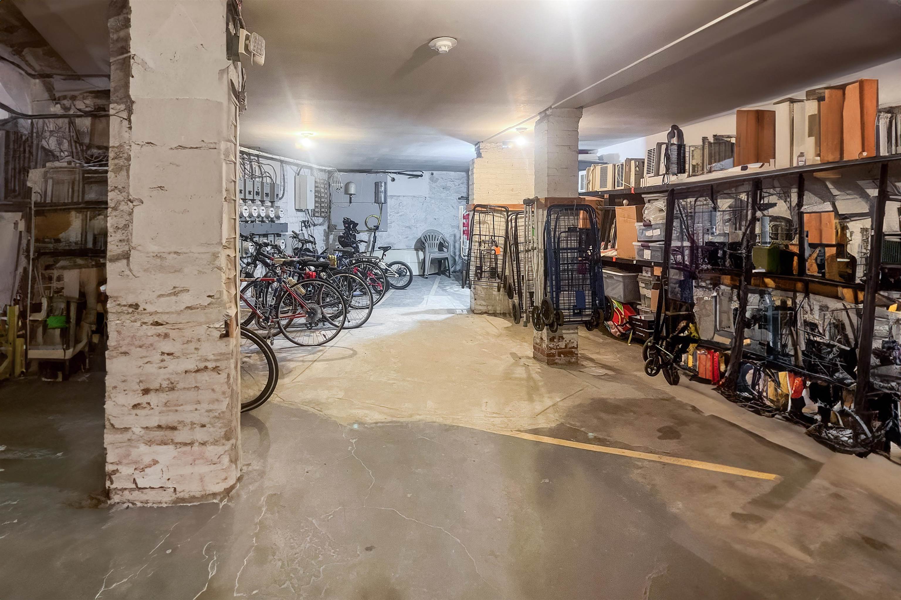 787 Summit Ave #16, Jersey City, New Jersey image 25