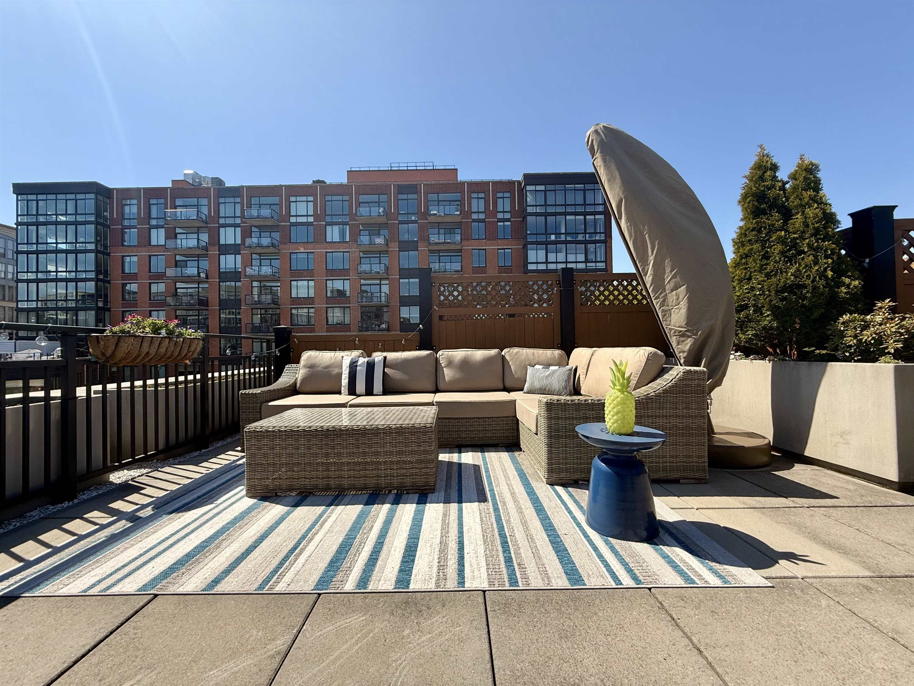 1100 Maxwell Lane, Hoboken, New Jersey image 1