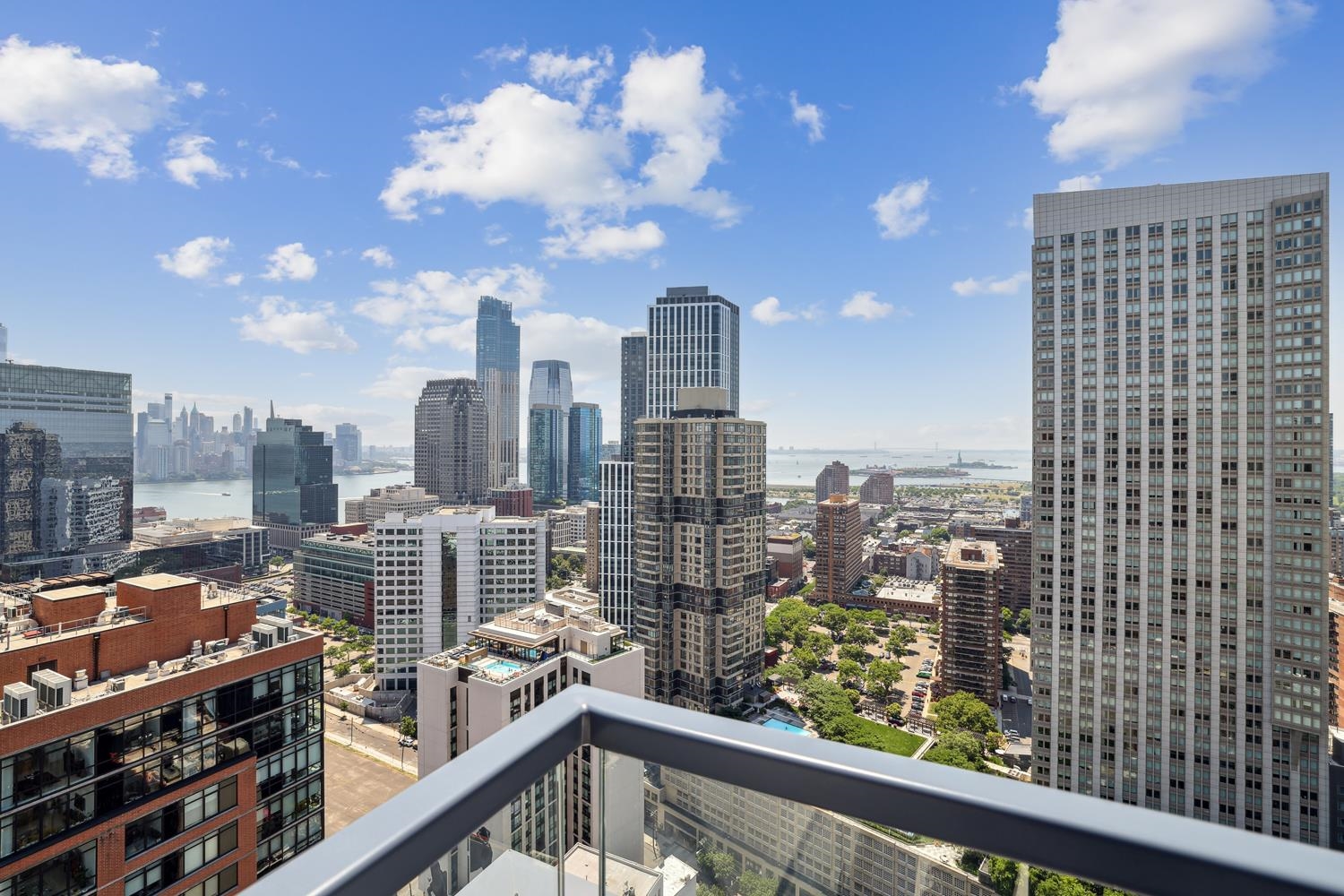 155 Bay St #2805, Jersey City, New Jersey image 29
